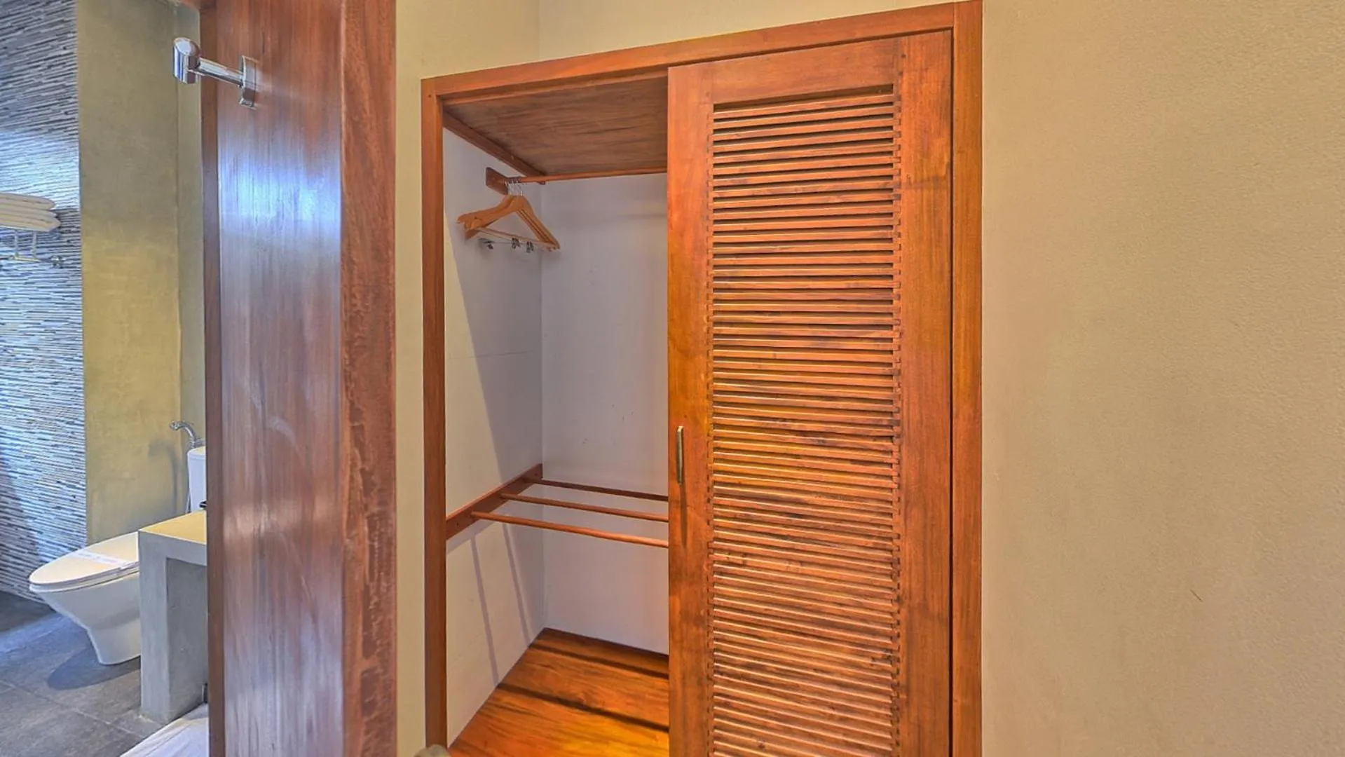 Property building in Golden Pearl Tangalle Beach