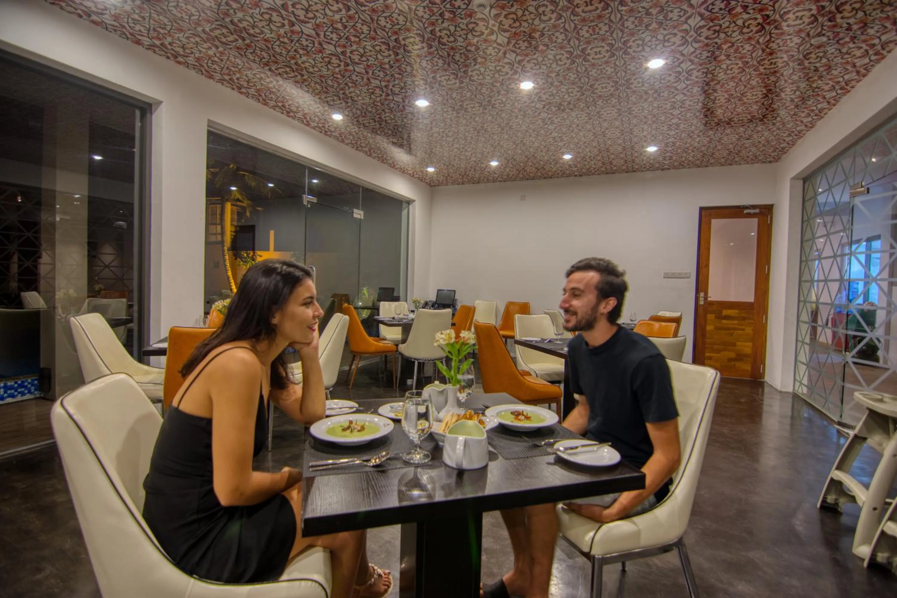 Restaurant/places to eat in Golden Pearl Tangalle Beach