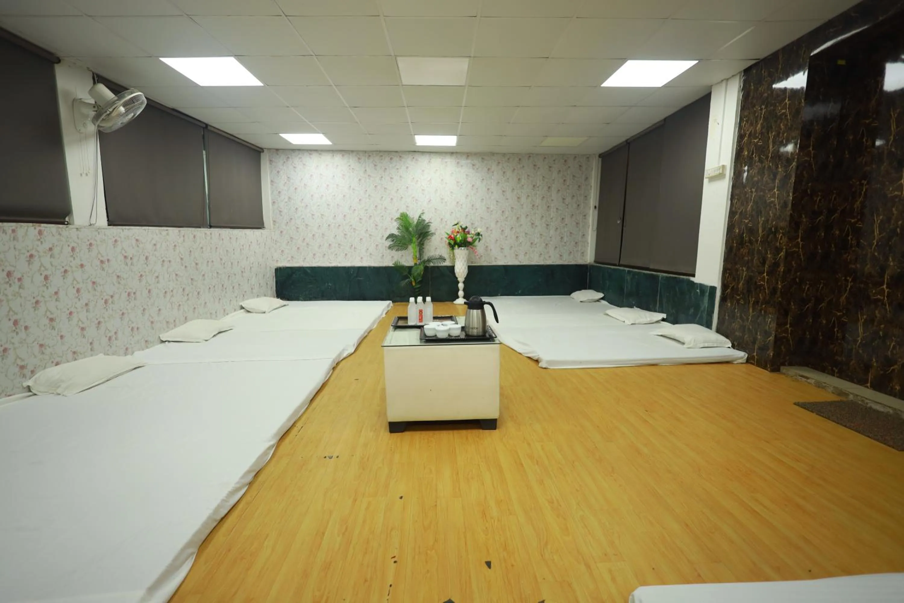 Meeting/conference room, Bed in Raj Resort