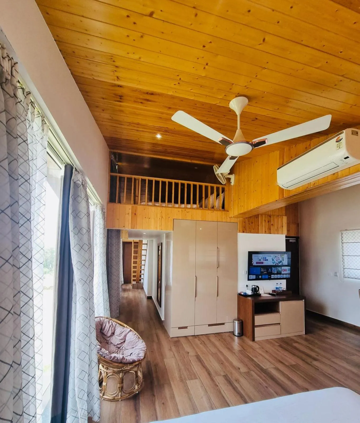 Bed in Eminence The Corbett