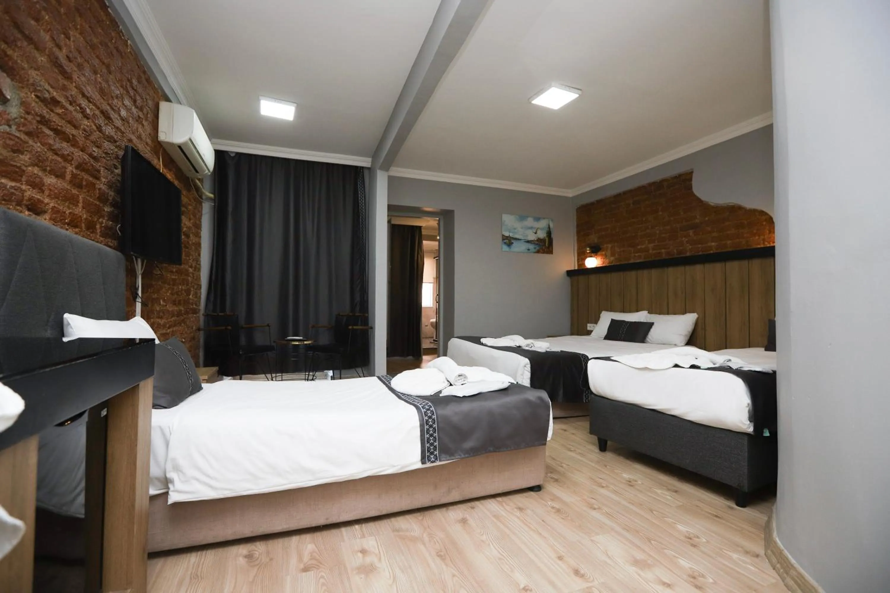 Bed in LA PERA SUİTES