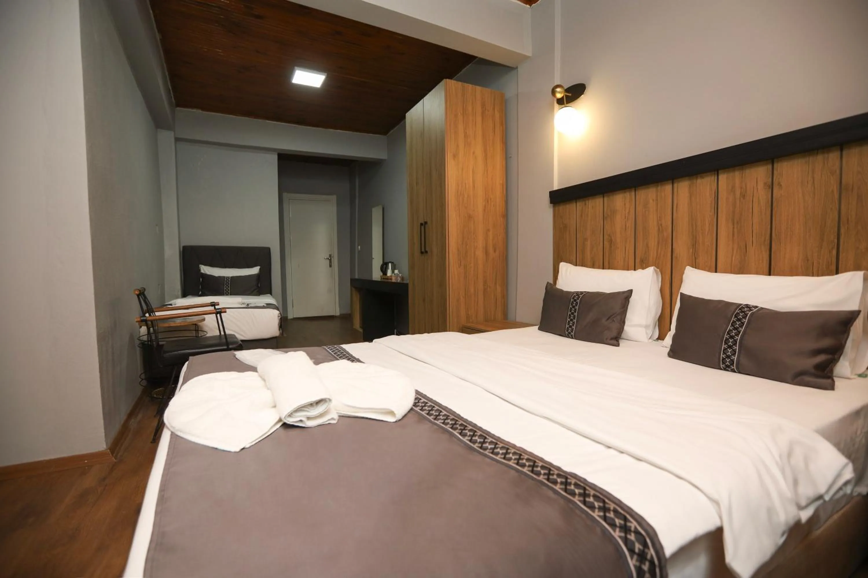 Bed in LA PERA SUİTES