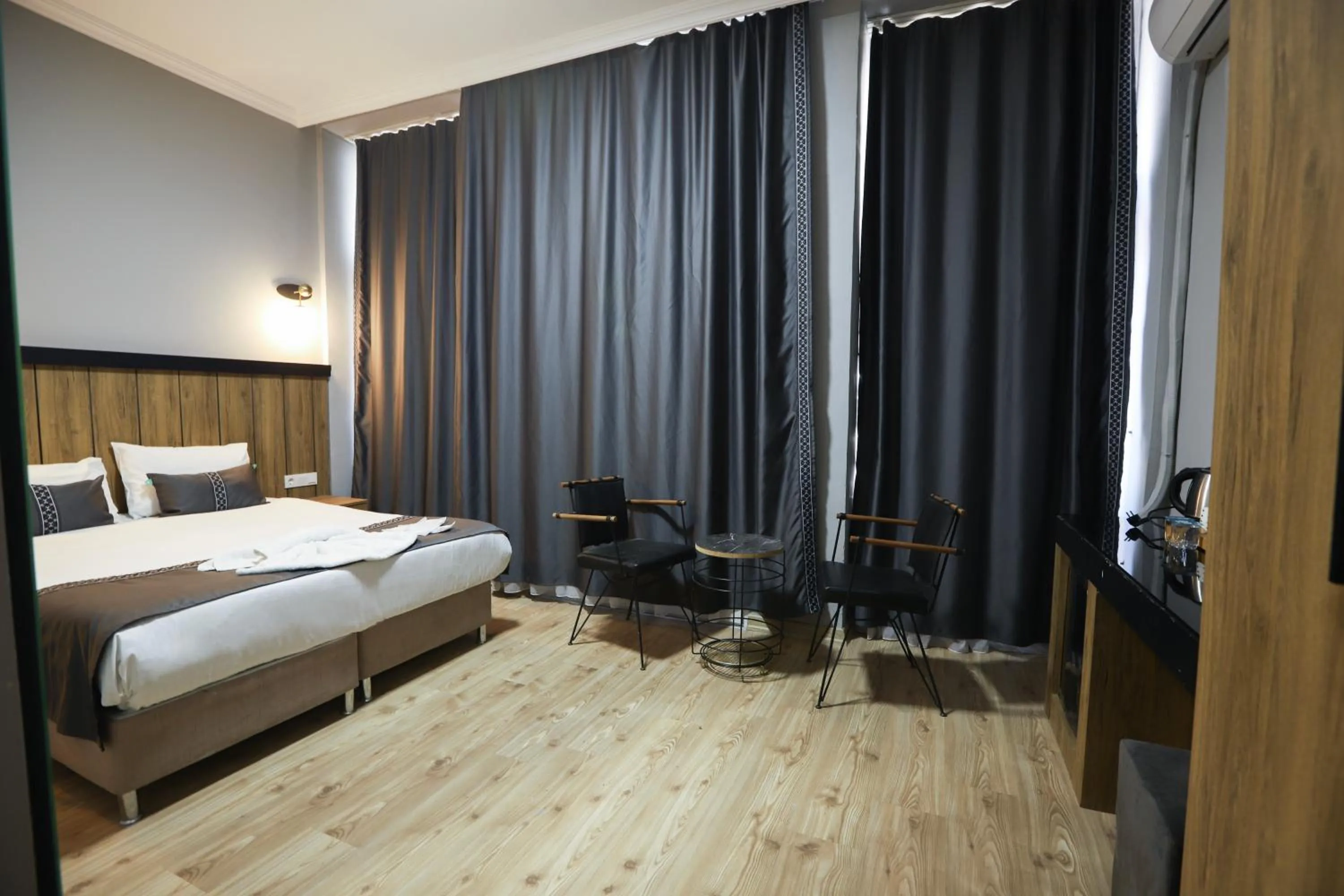 Bed in LA PERA SUİTES