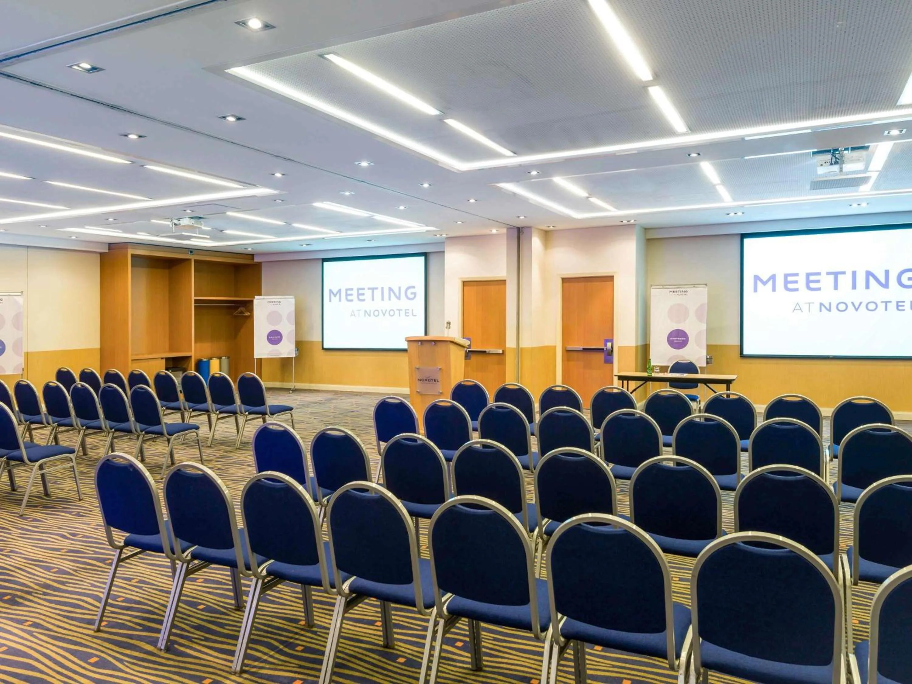 Meeting/conference room in Novotel Santiago Vitacura