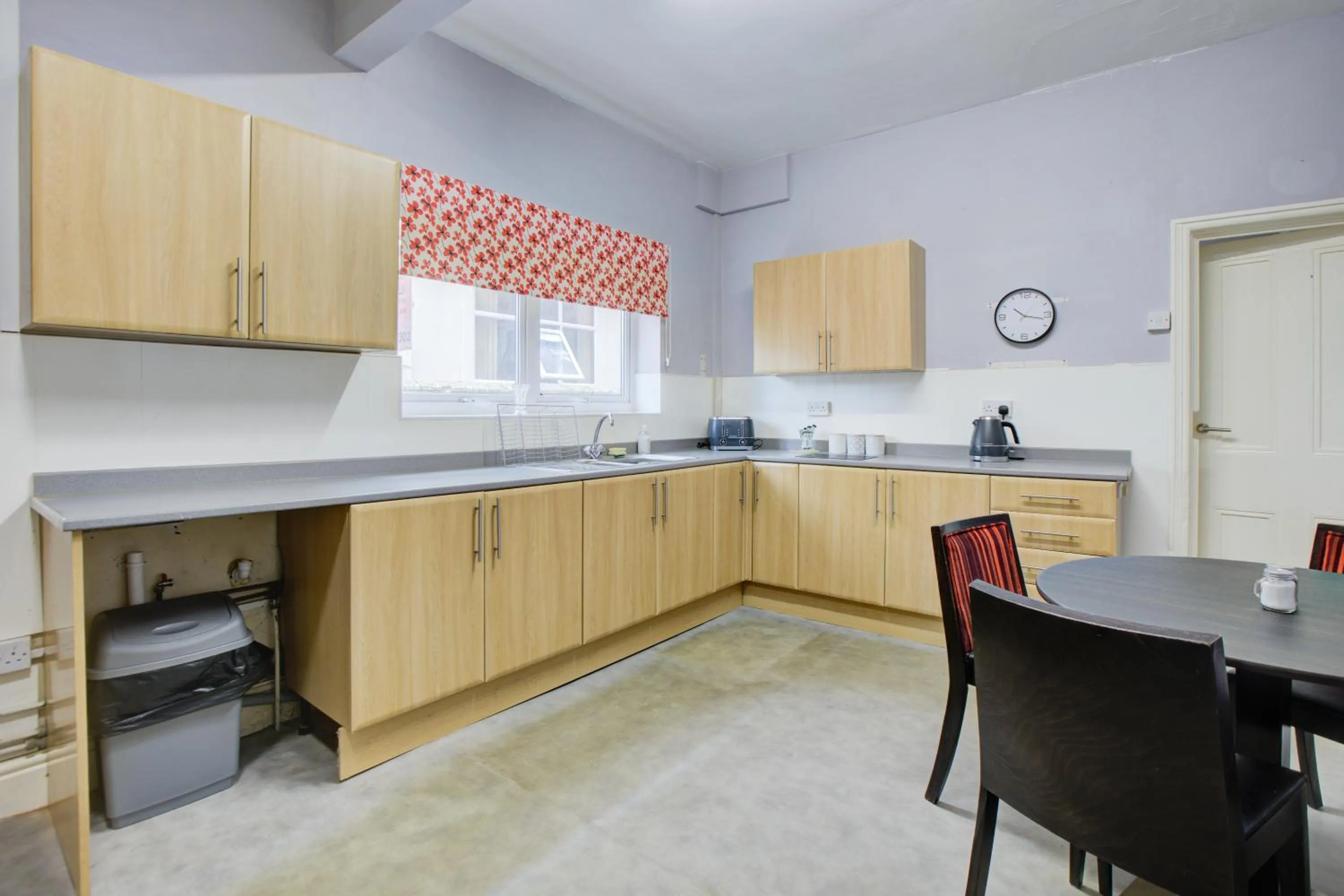 kitchen in The Sandringham Court Hotel & Apartment Welcoming Large and Small Groups for 16 years