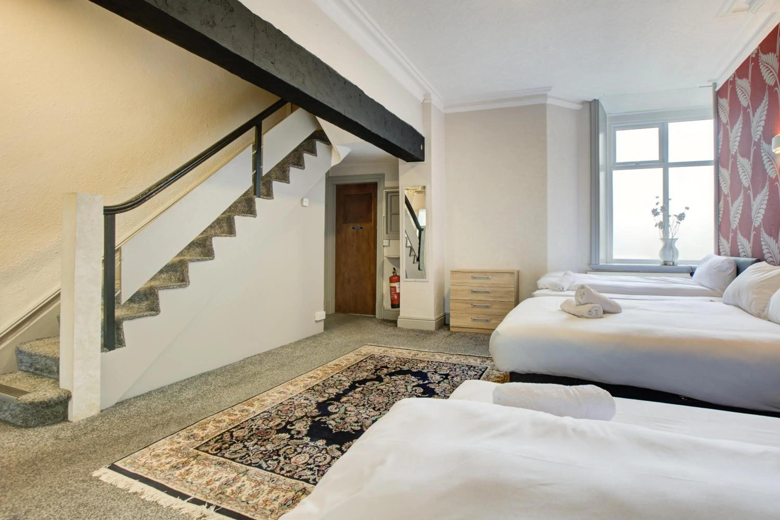 Bedroom, Bed in The Sandringham Court Hotel & Apartment Welcoming Large and Small Groups for 16 years