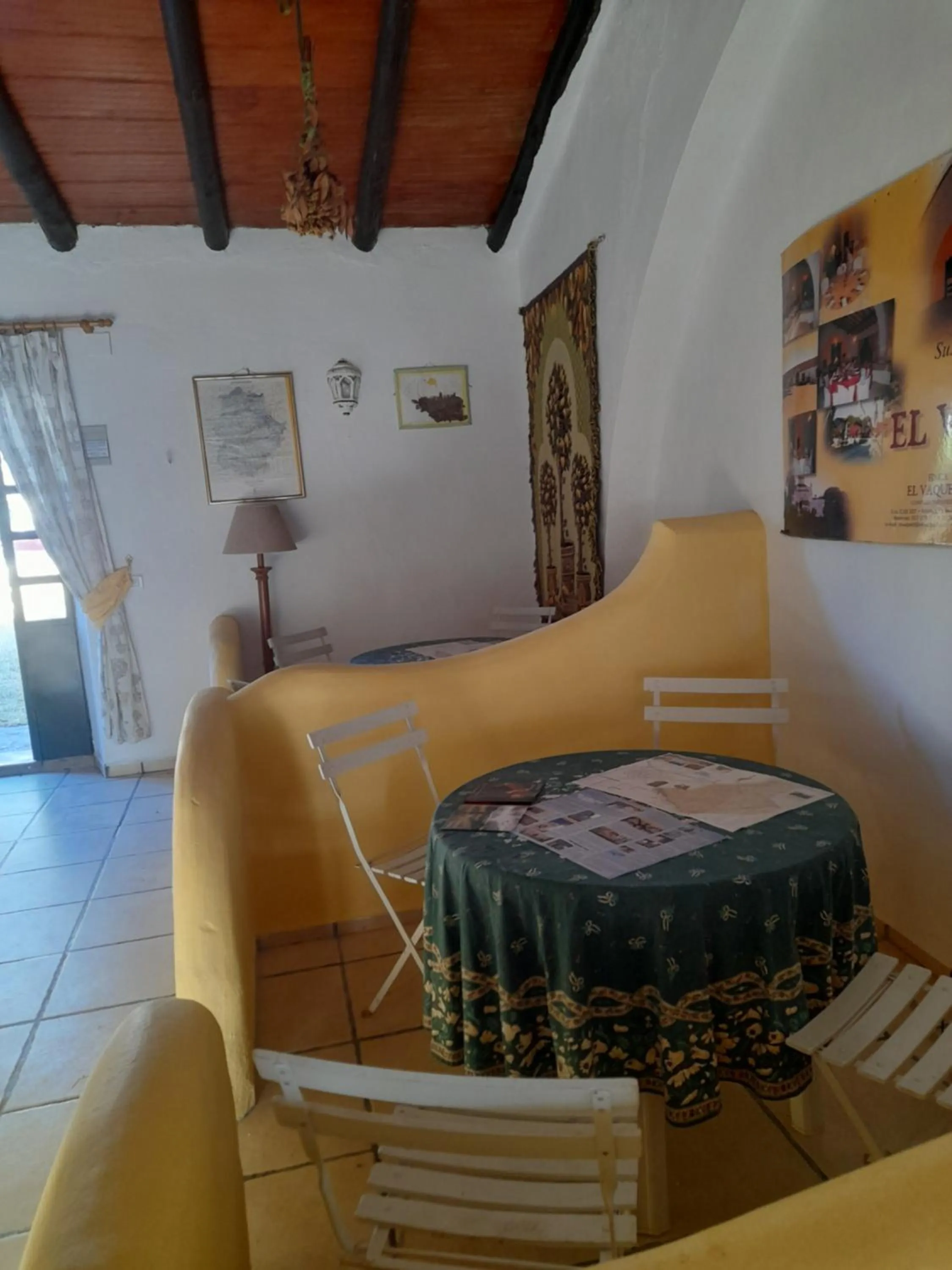 Lobby or reception in Hotel Rural El Vaqueril