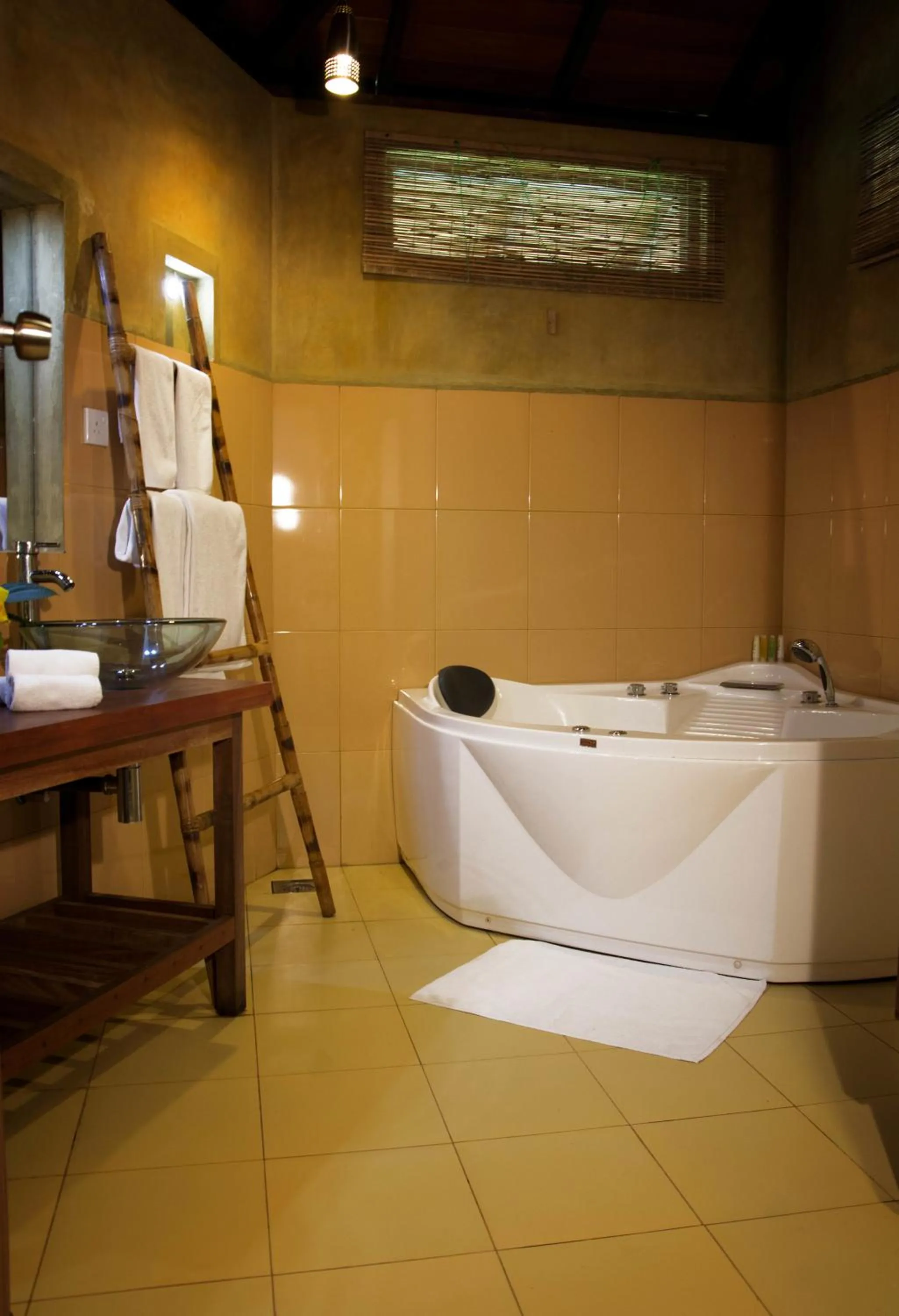 Bathroom in Athulya Villas, Kandy