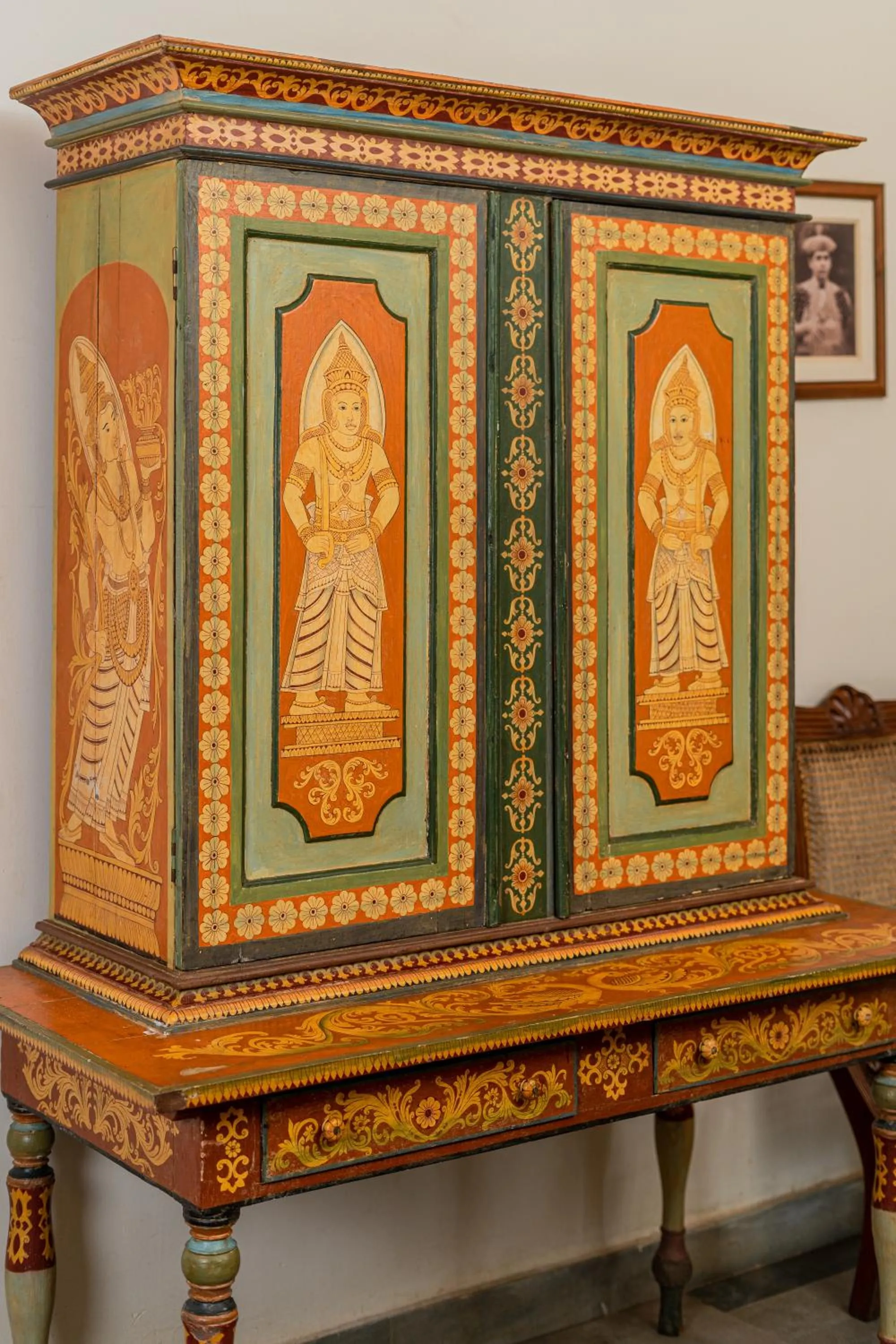 furniture in Athulya Villas, Kandy