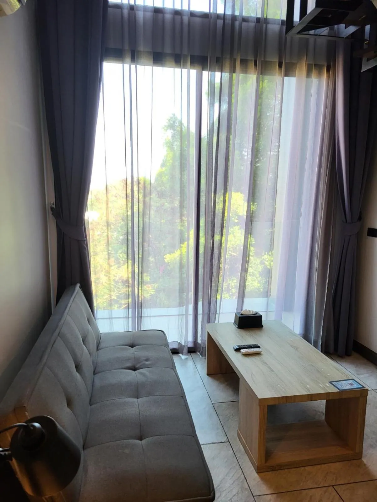 Utopia Naiharn - Modern Naiharn Beach Apartment