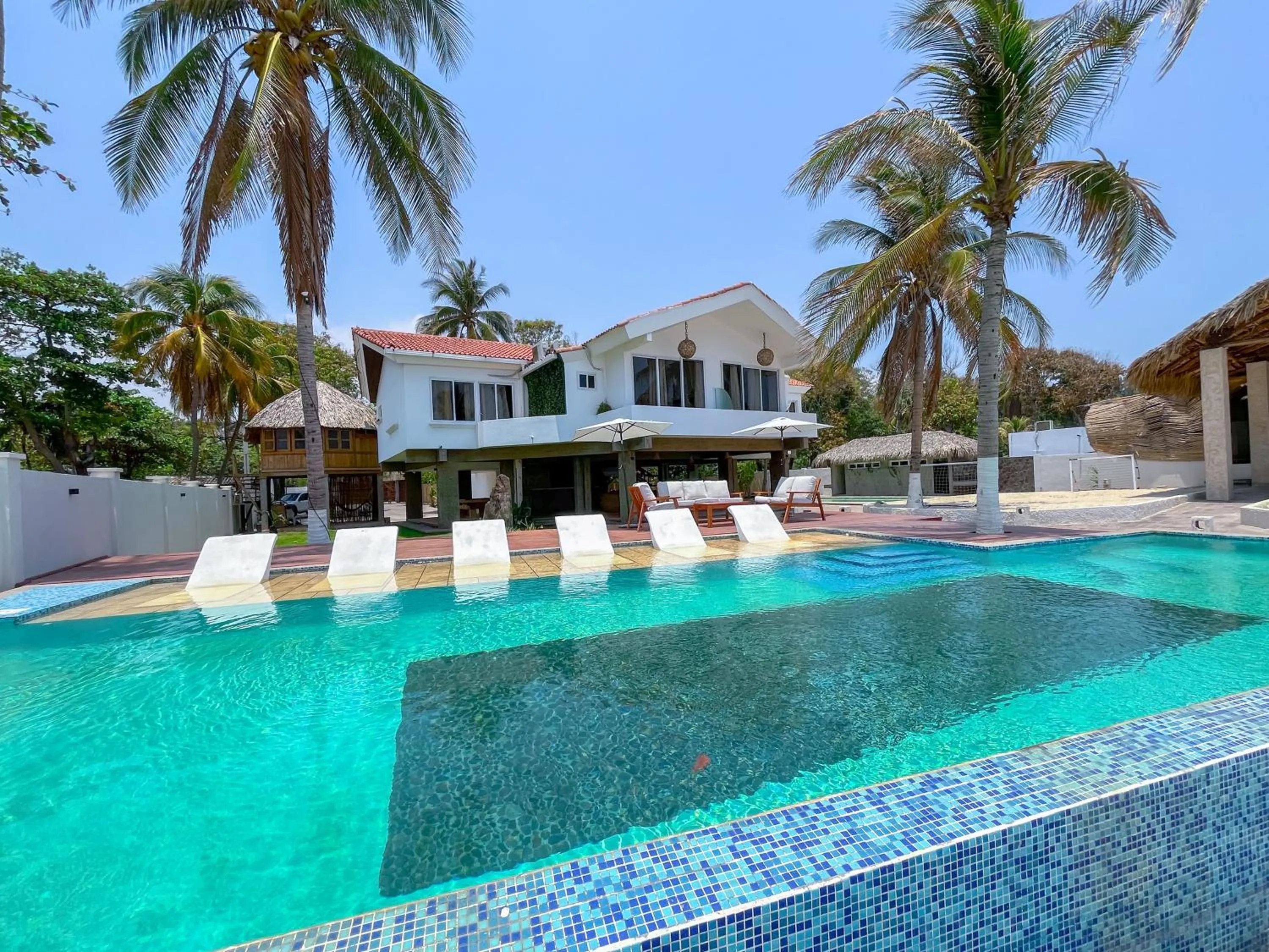 Property building in Casa Playa Blanca