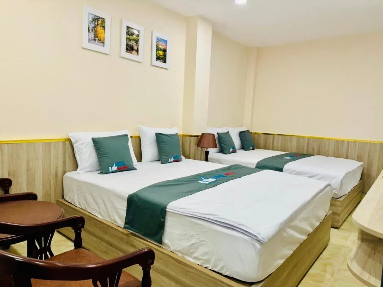 Family Room in Like Hotel Family Room in Like Hotel