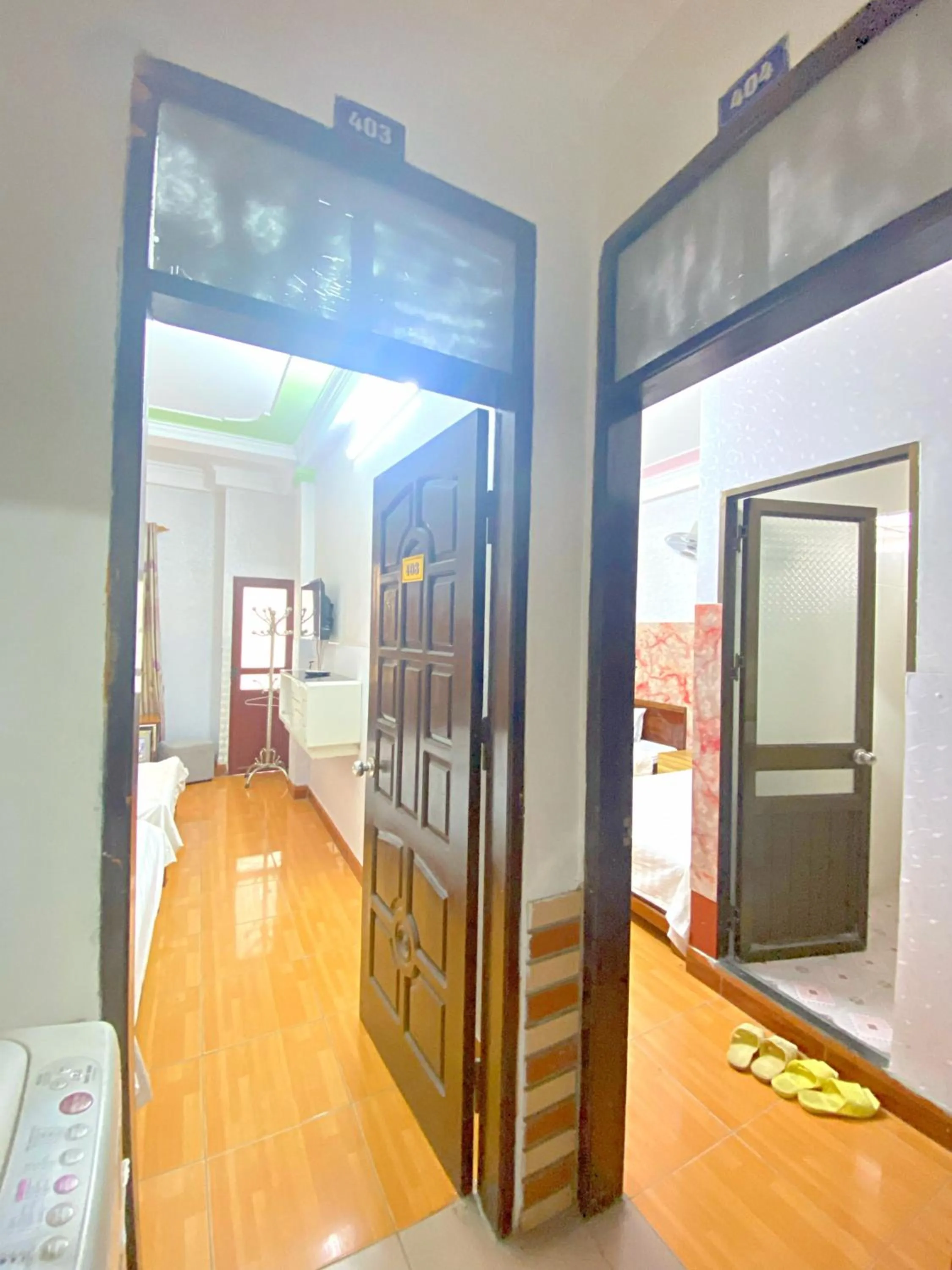 wardrobe in Kocmoc Hotel Hạ Long