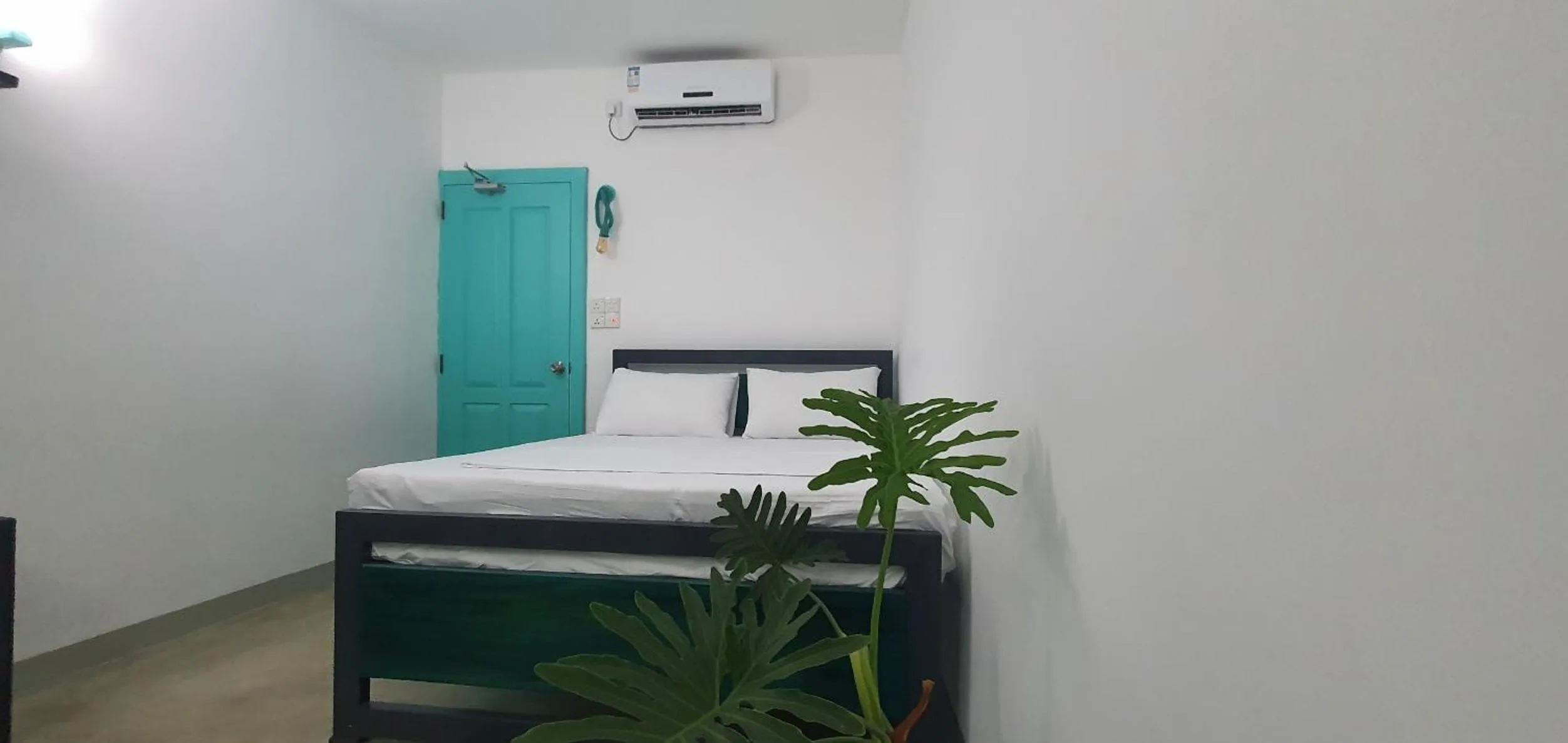 Bed in Hello Airport Hotel, Katunayaka