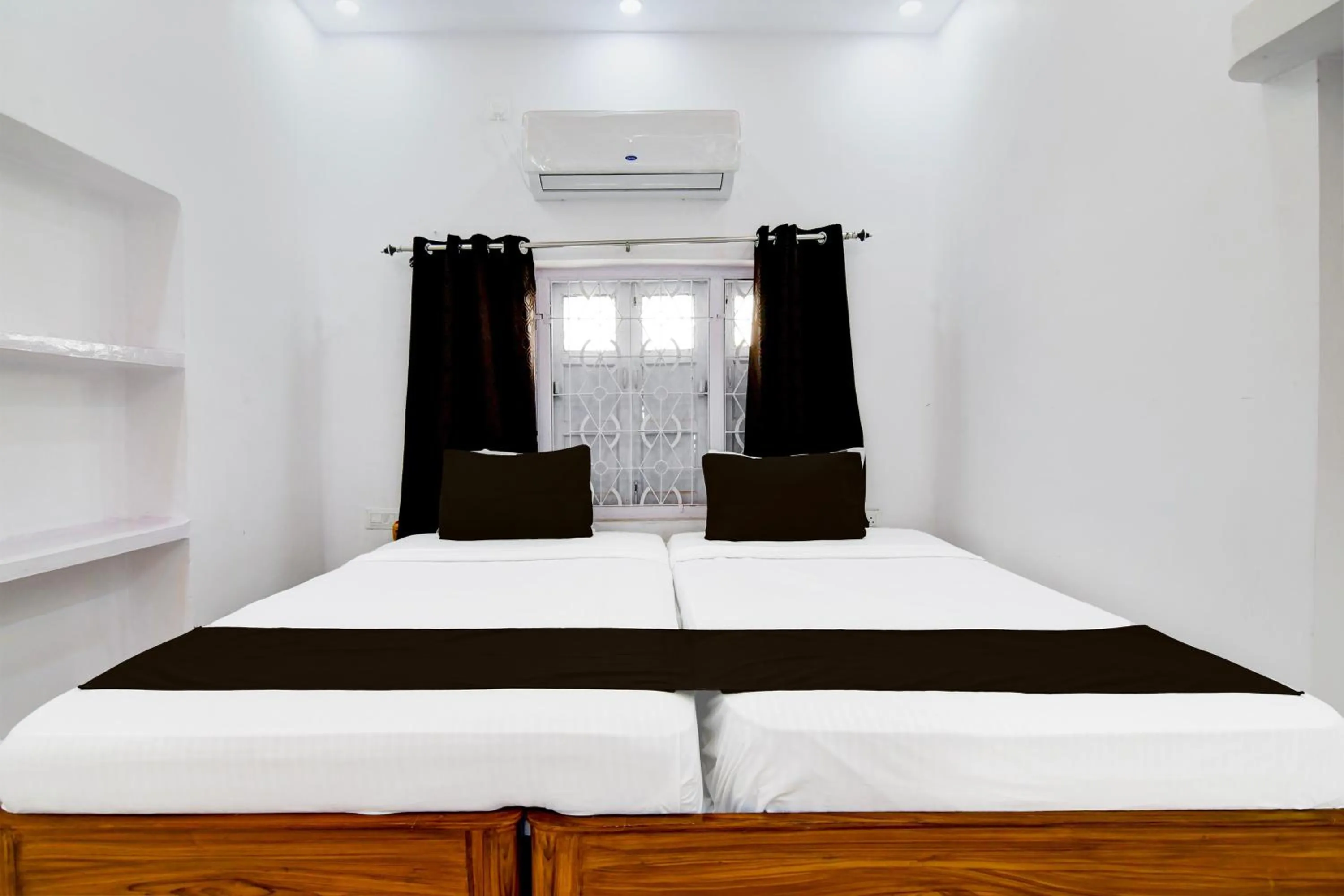 Bedroom, Bed in Hotel O Orchid Guest House