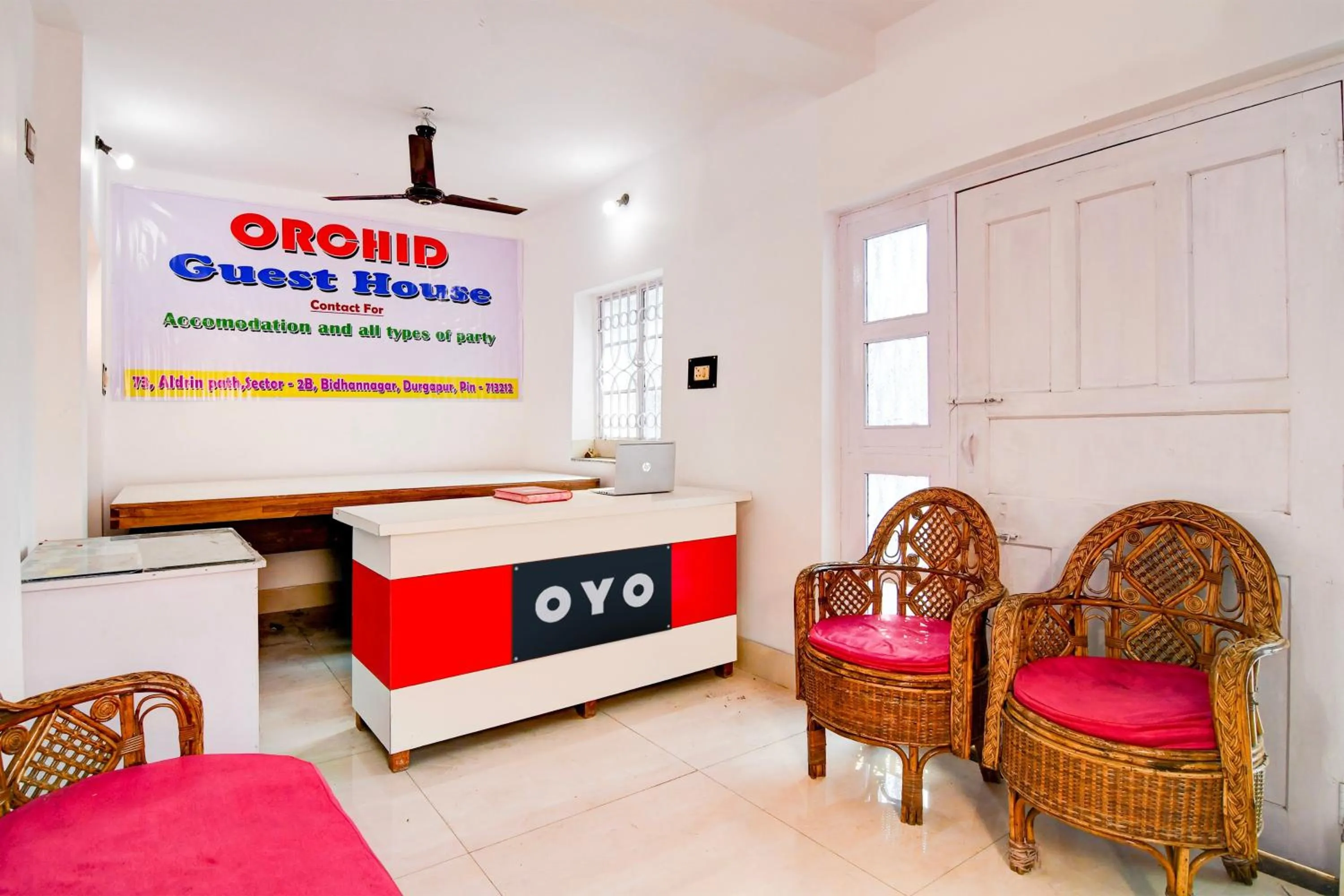 Lobby or reception in Hotel O Orchid Guest House
