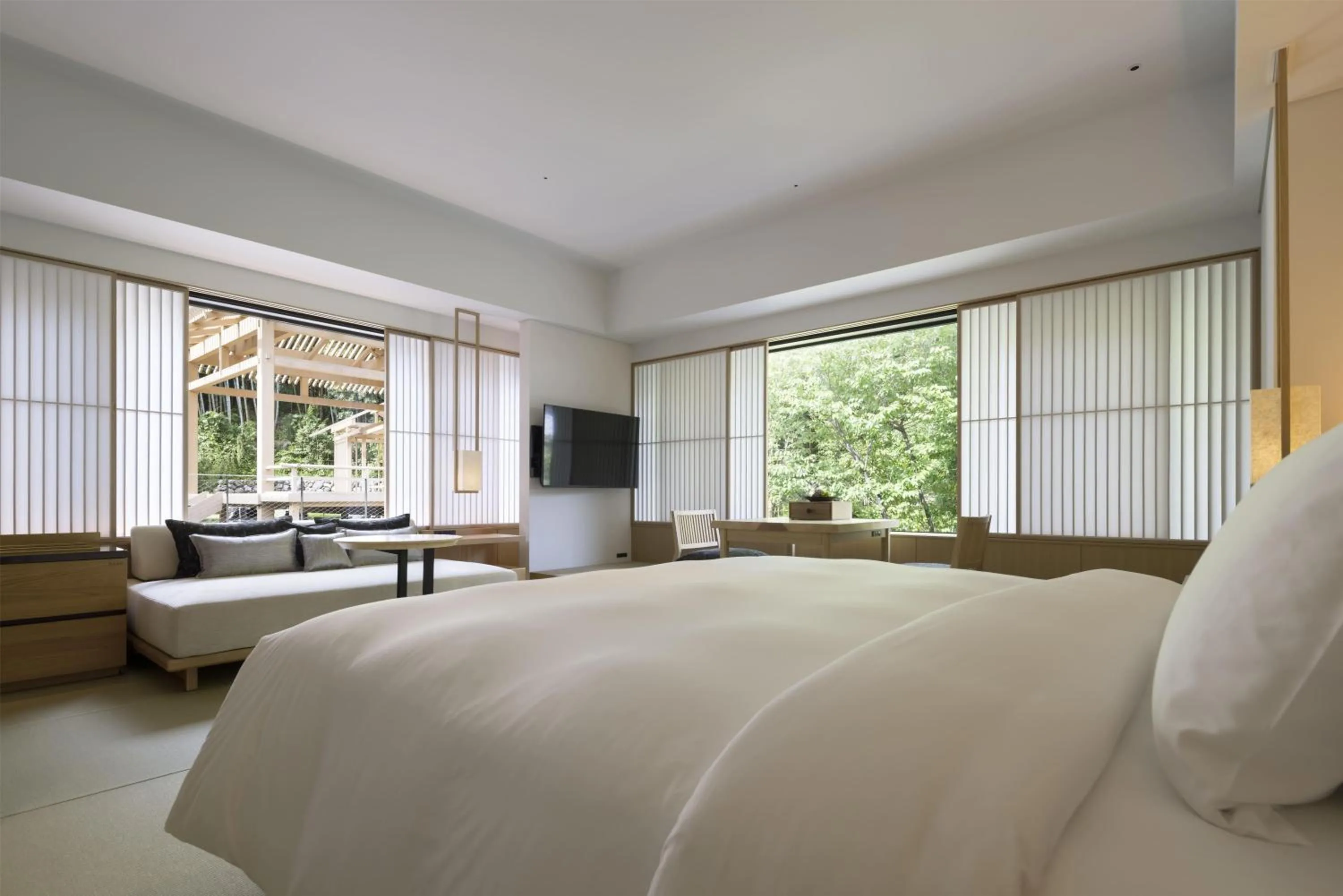 Bedroom, Bed in Banyan Tree Higashiyama Kyoto