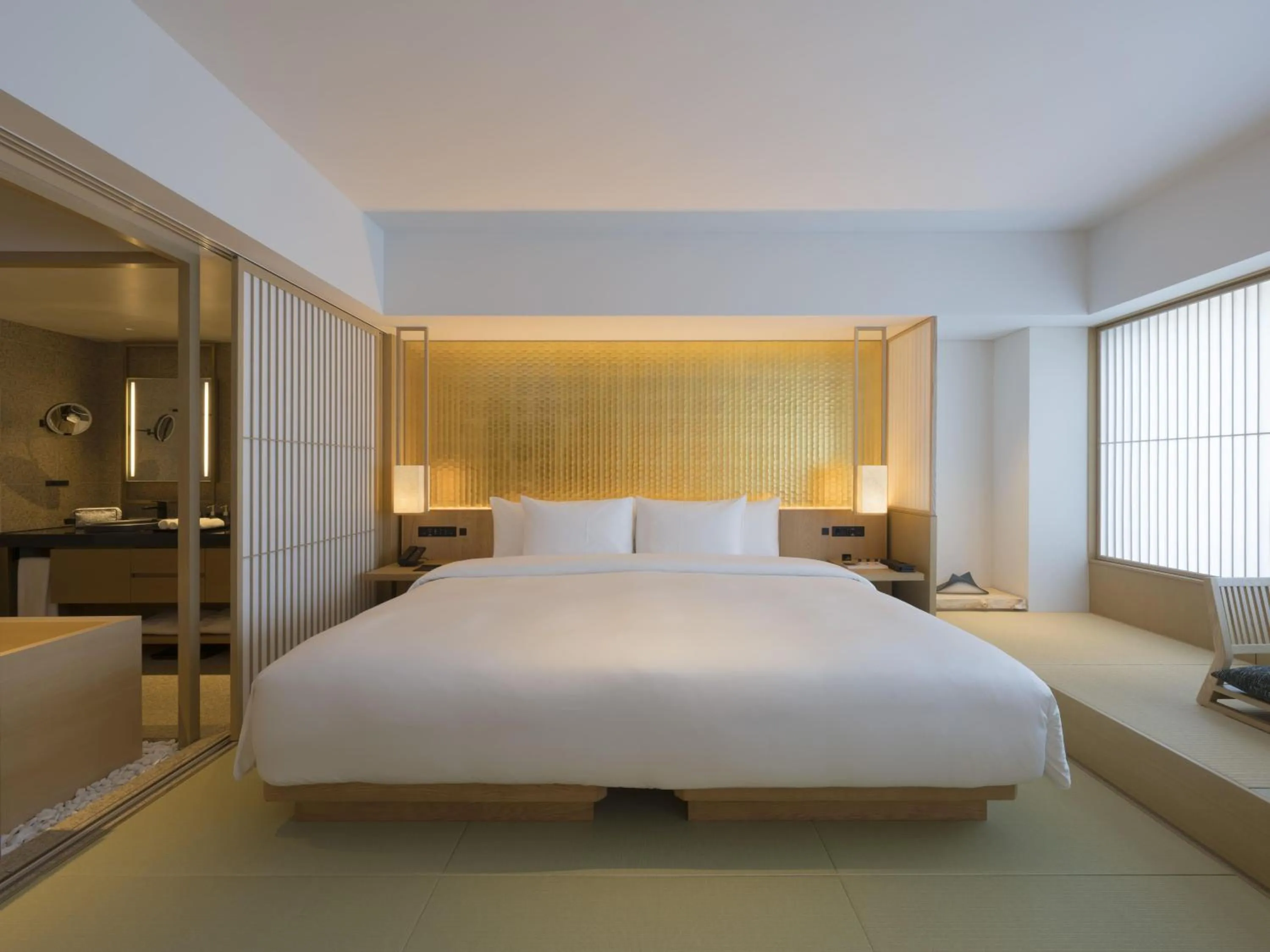 Bedroom, Bed in Banyan Tree Higashiyama Kyoto