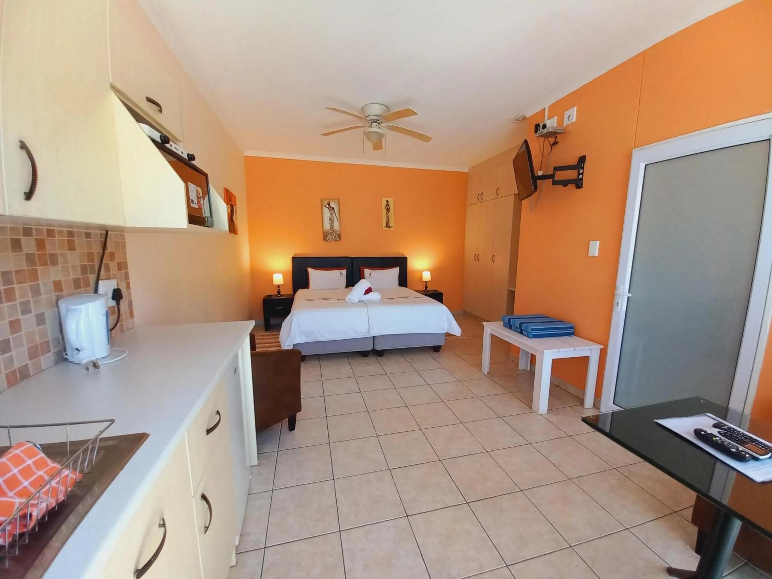 Bedroom, Bed in Capbon Guesthouse