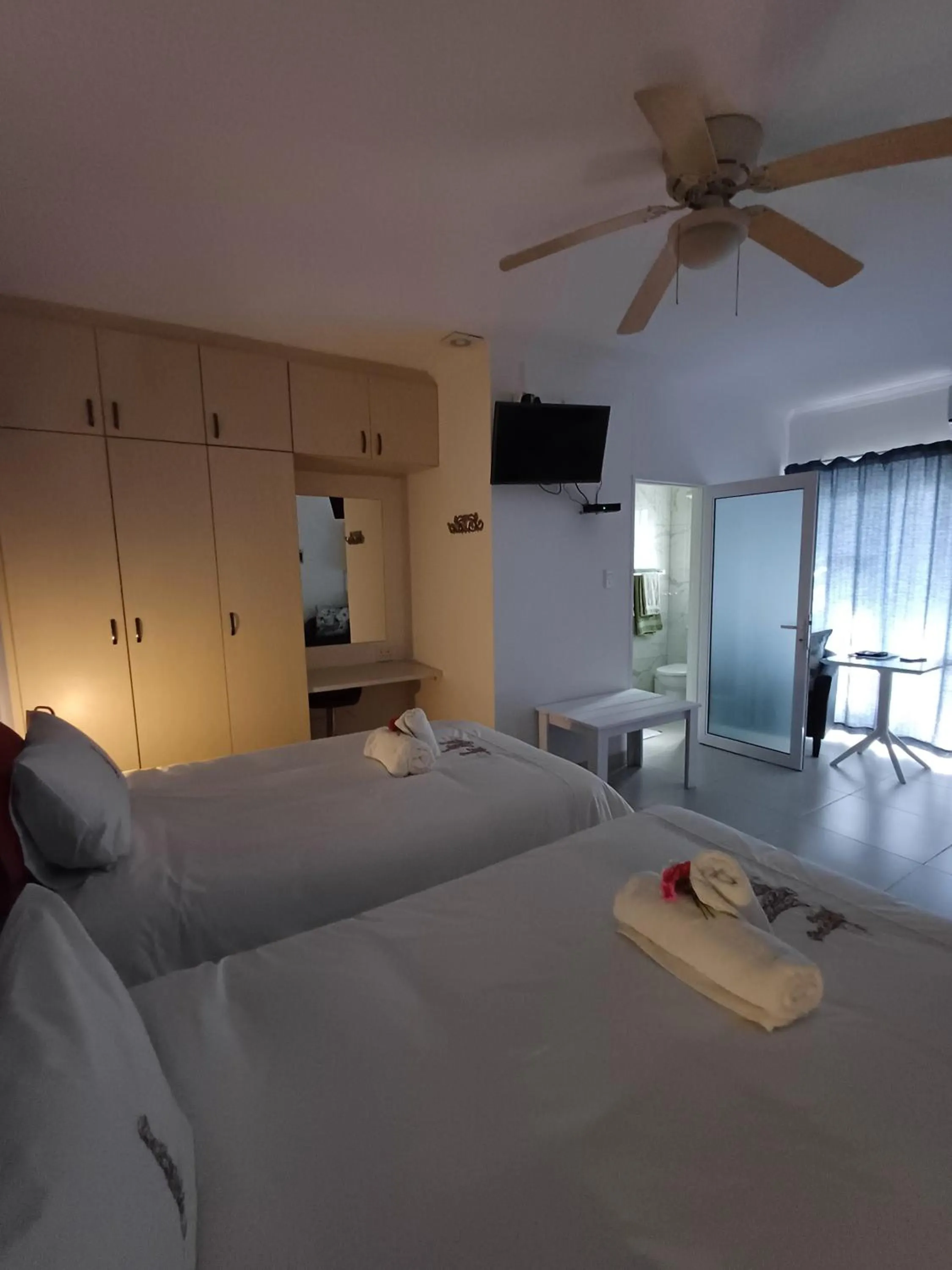 Bedroom, Bed in Capbon Guesthouse