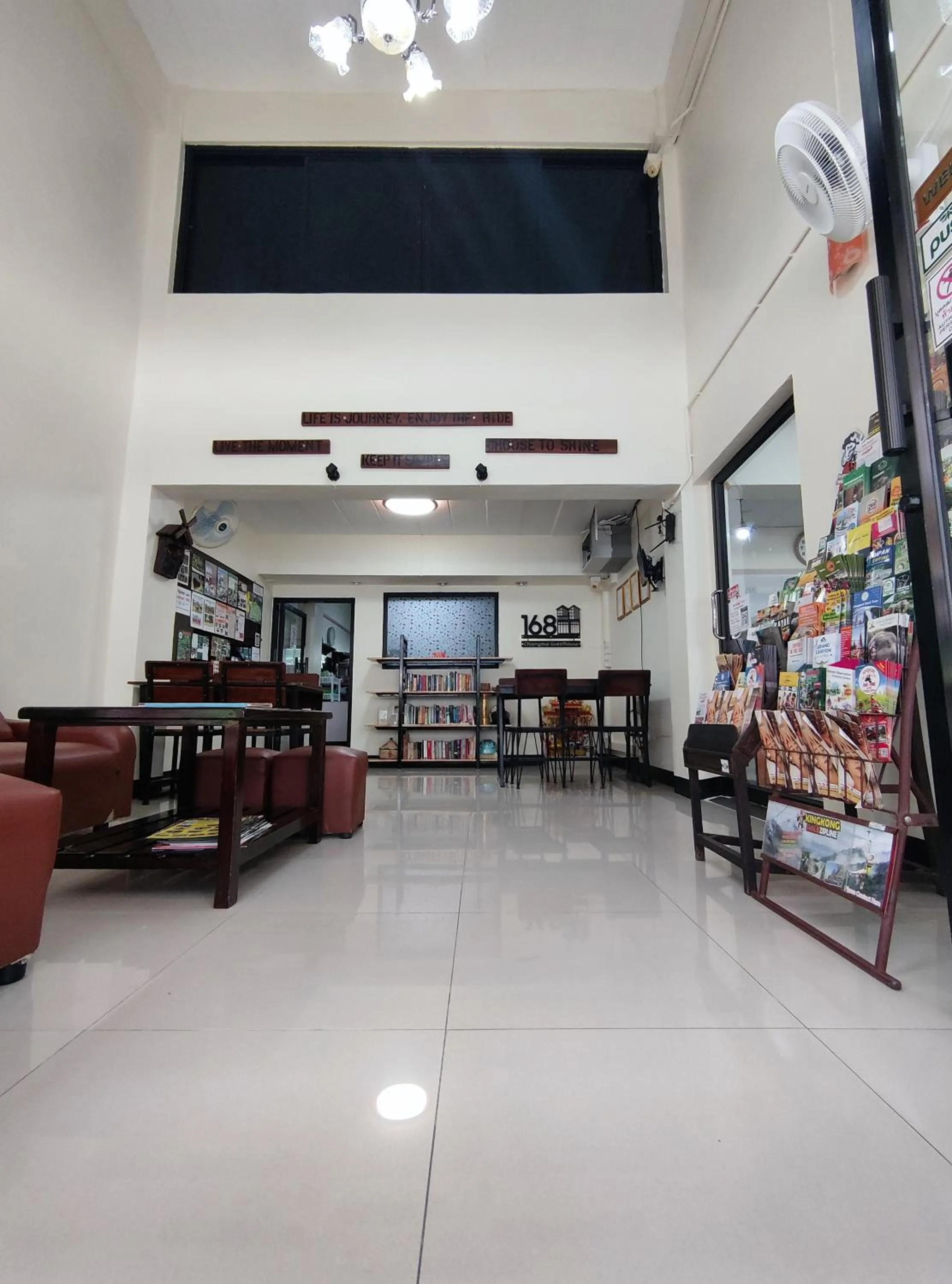 Property building in 168 Chiangmai Guesthouse