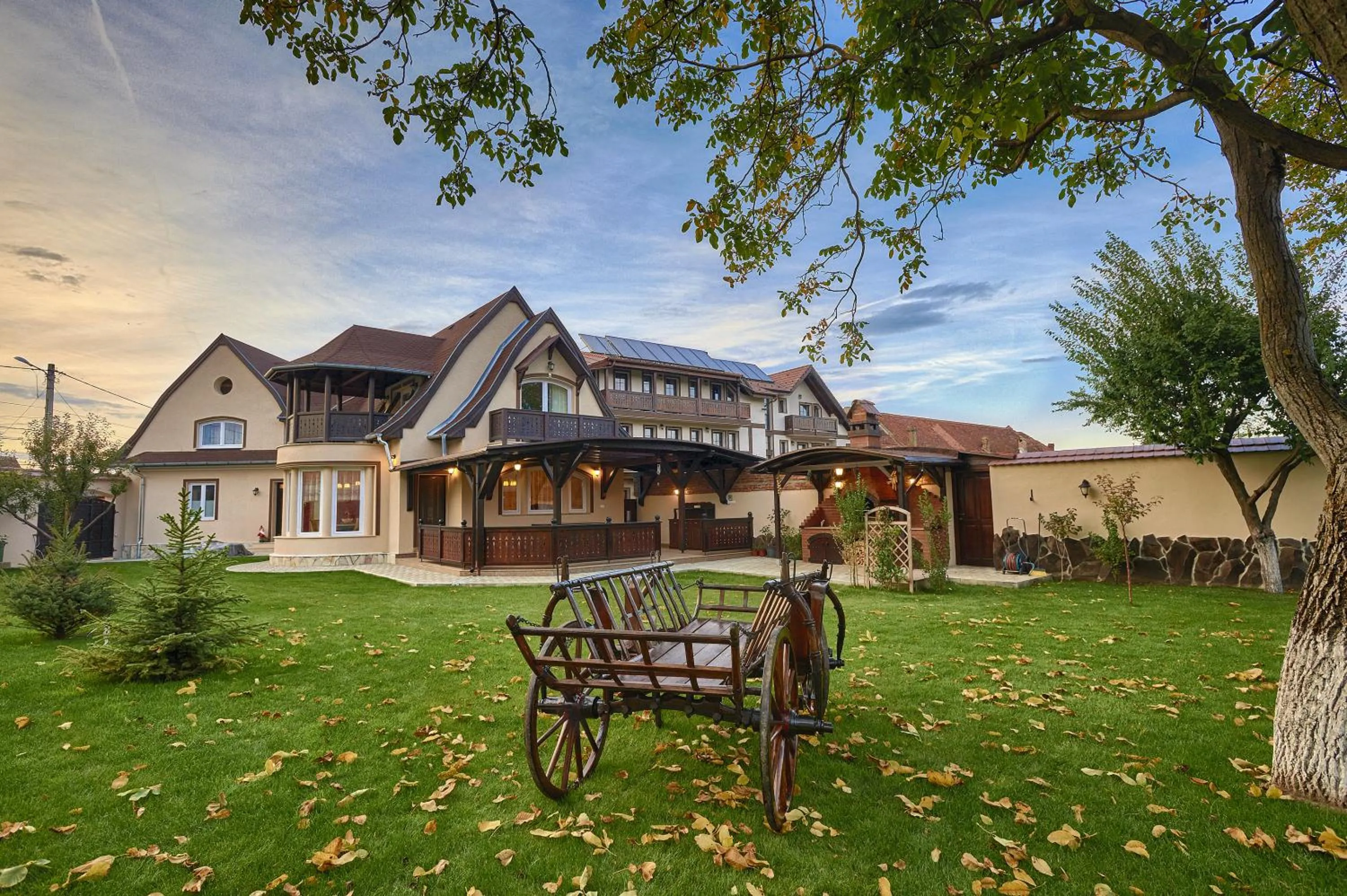 Garden in Conacul Ambient