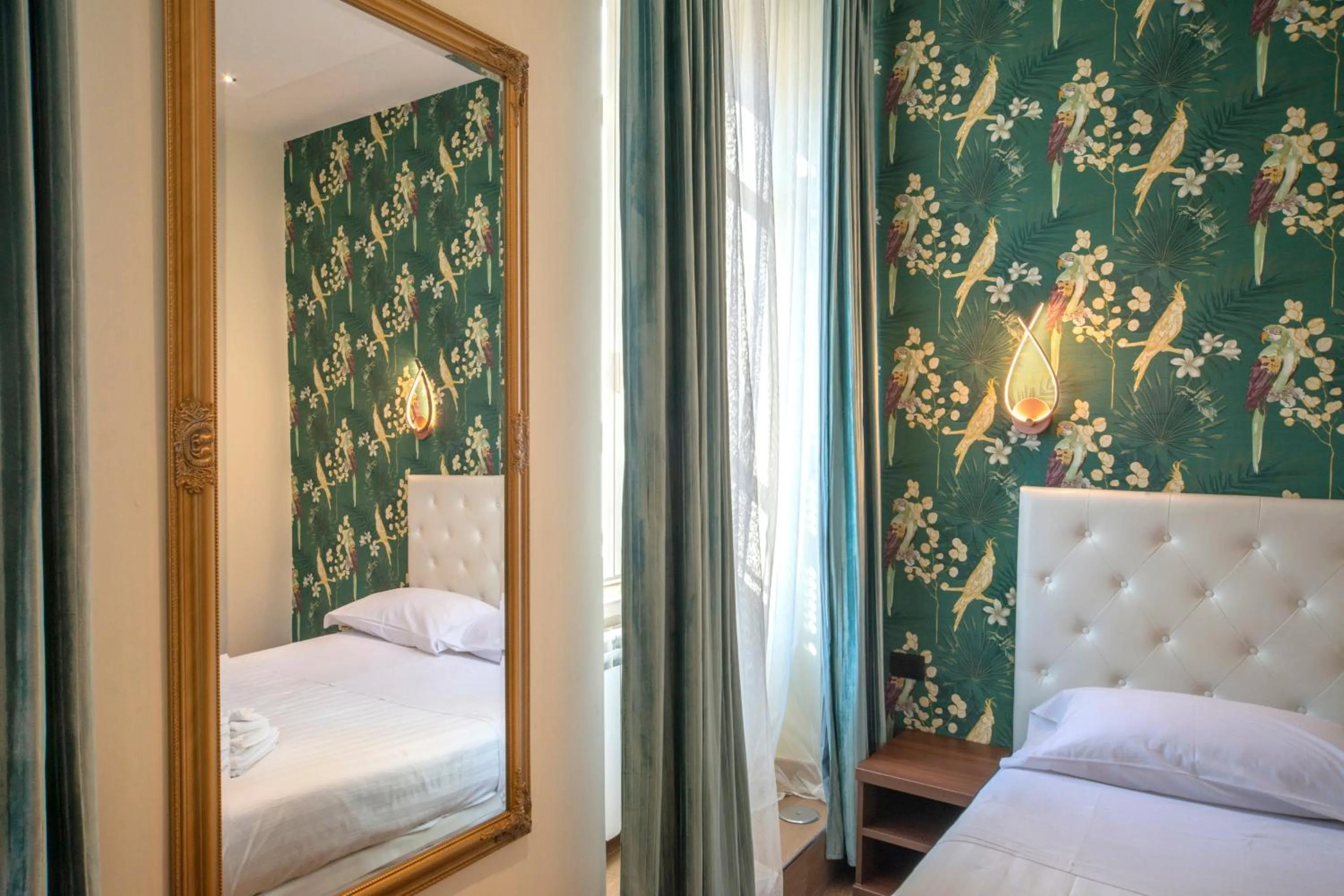 Bed in La Grande Bellezza Guest House Rome