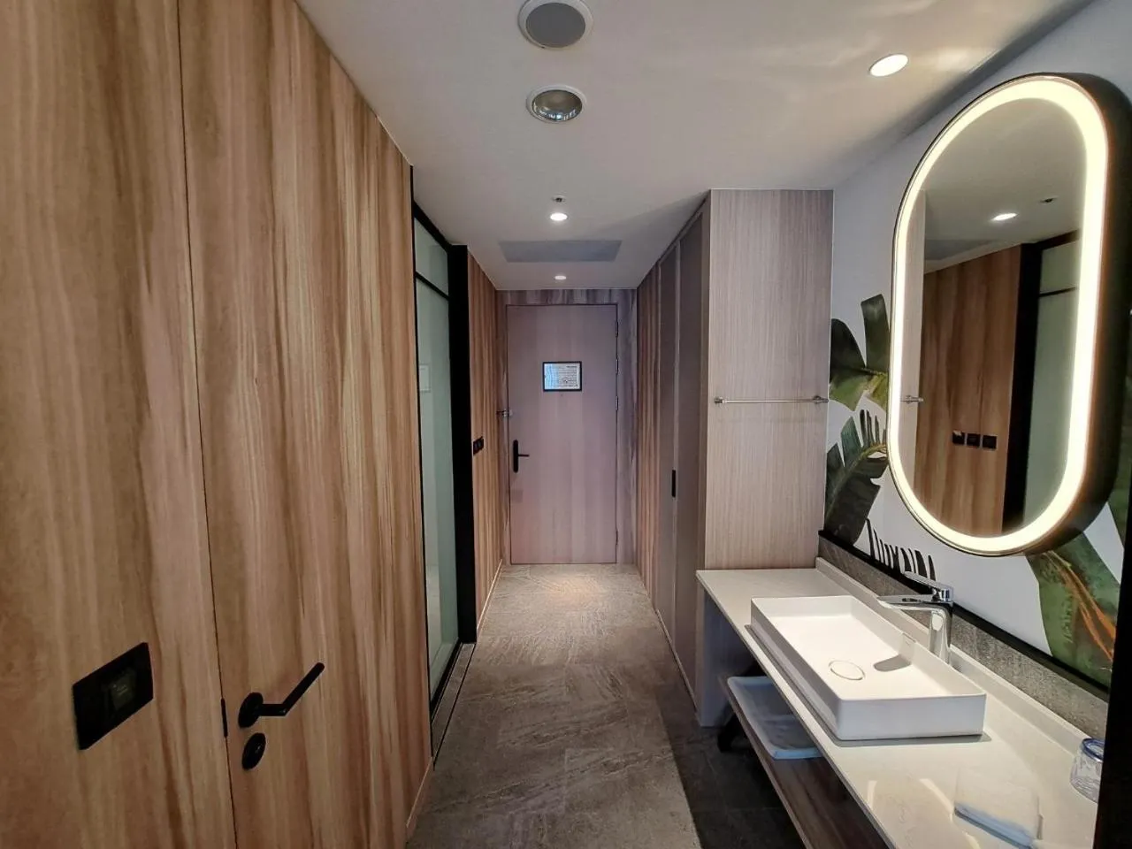 Boutech Wuri Village Hotel