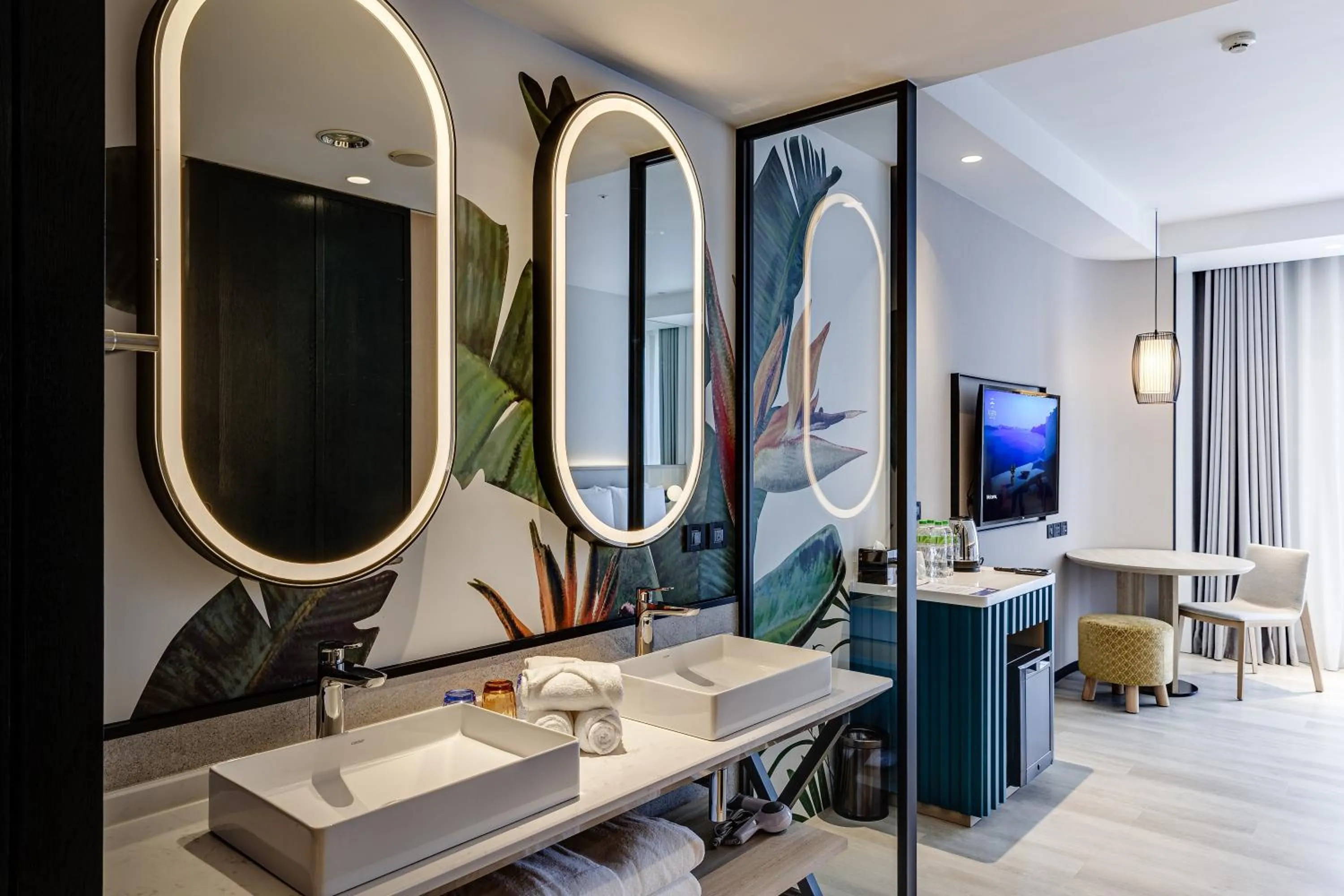 Boutech Wuri Village Hotel