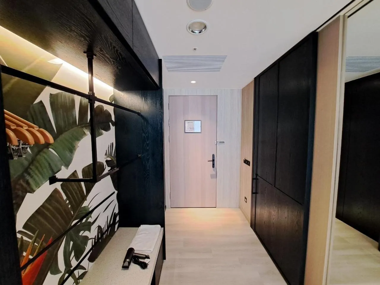 Boutech Wuri Village Hotel