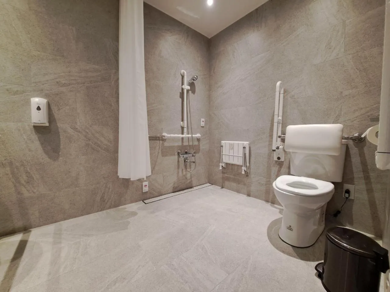 Boutech Wuri Village Hotel