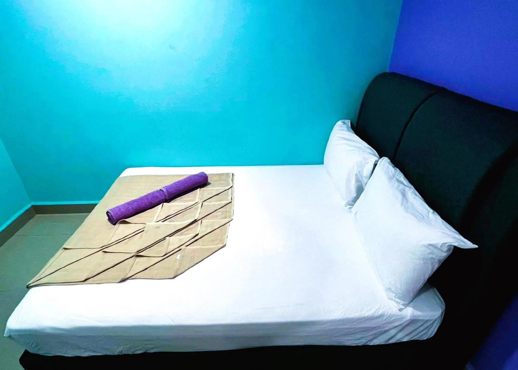 Photo of the whole room, Bed in Puchong Business Hotel @ Putrajaya