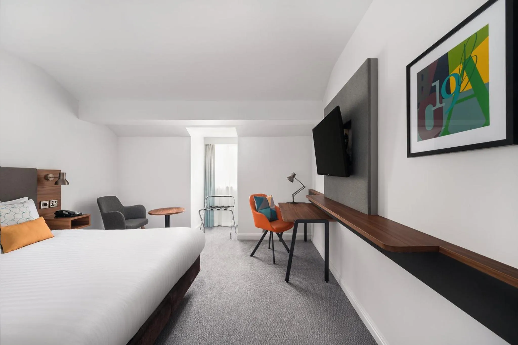 Photo of the whole room, Bed in Holiday Inn Birmingham Bromsgrove by IHG