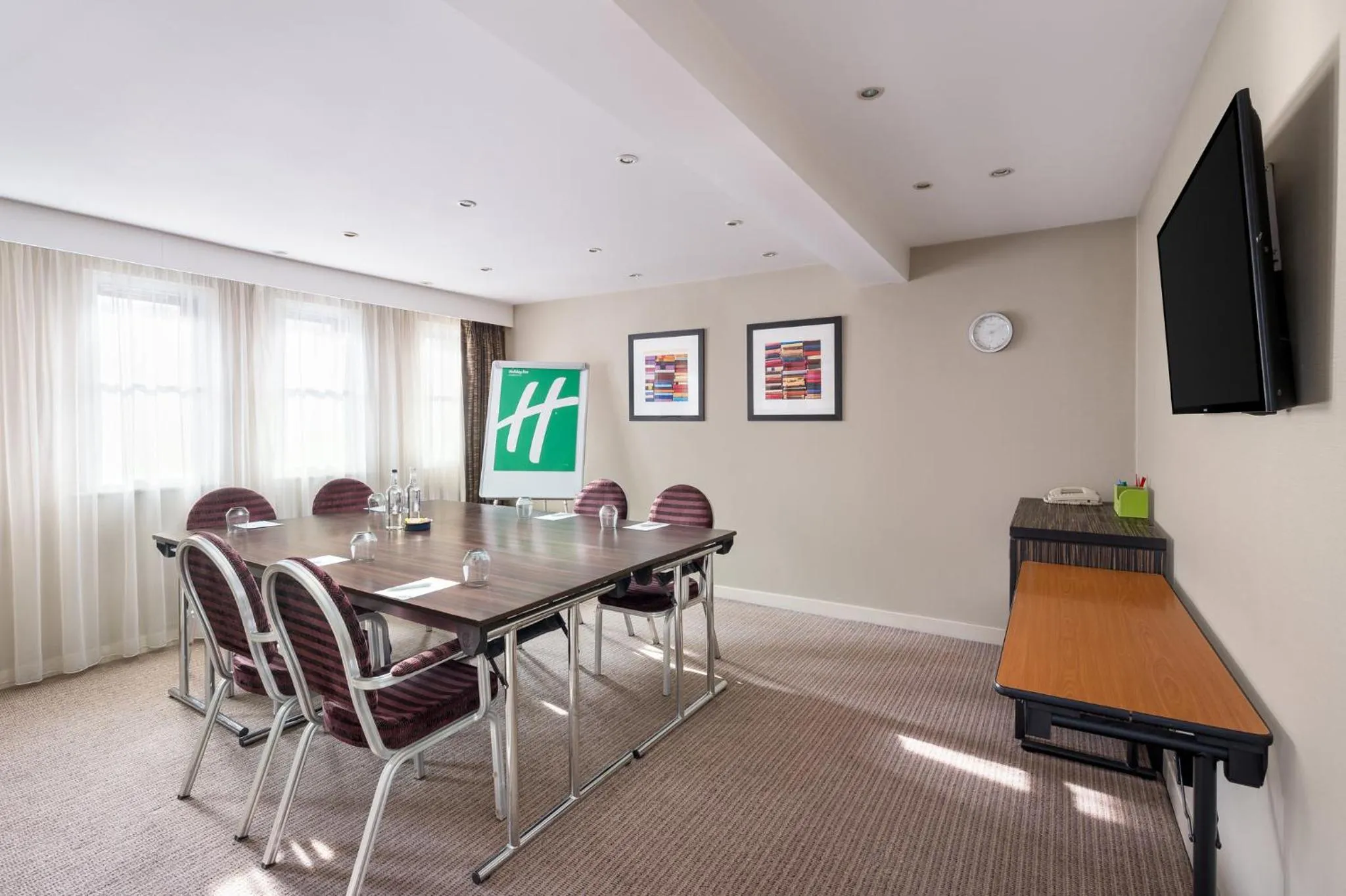 Meeting/conference room in Holiday Inn Birmingham Bromsgrove by IHG