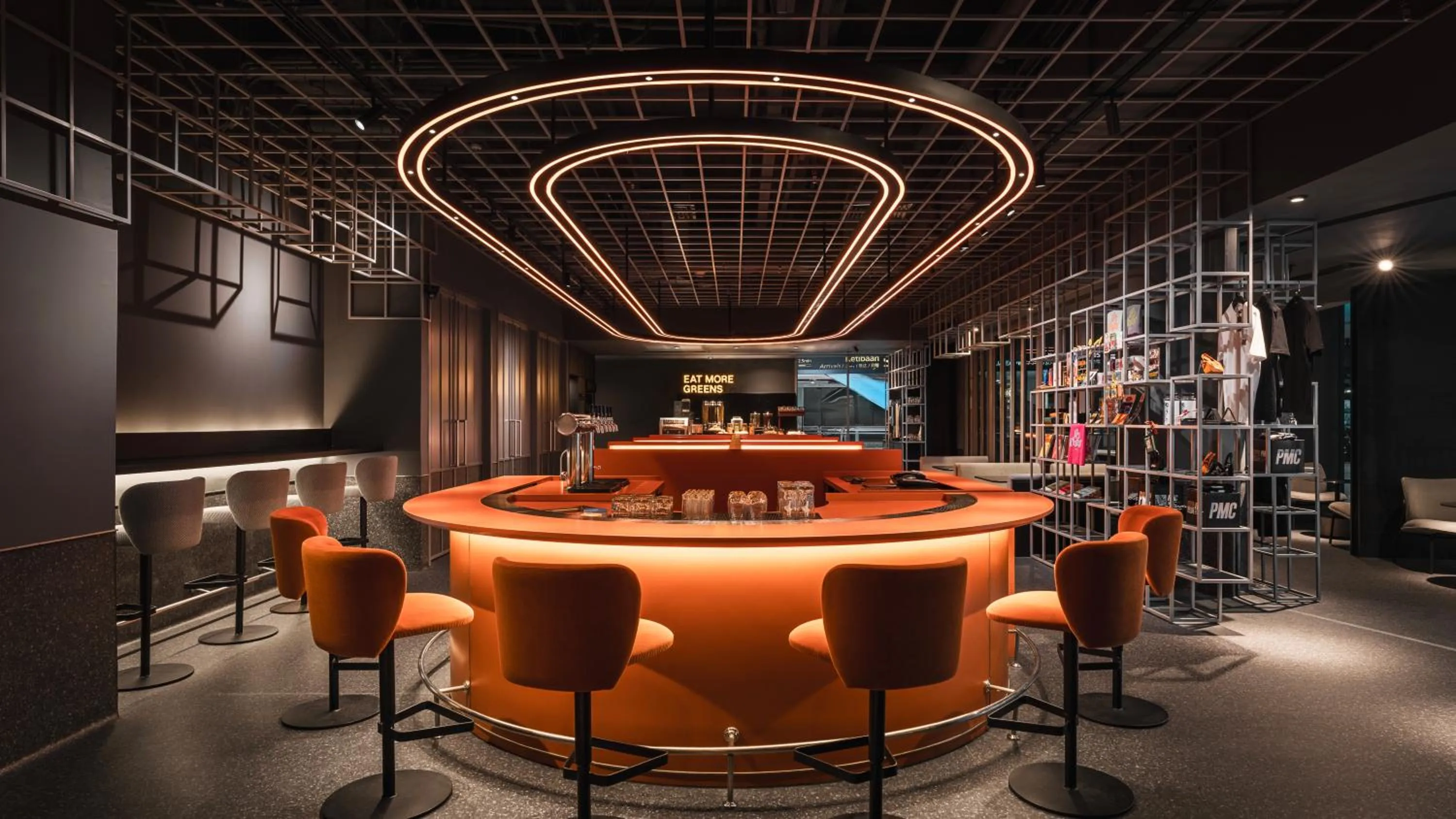 Lounge or bar in CapsuleTransit MAX - Terminal 2