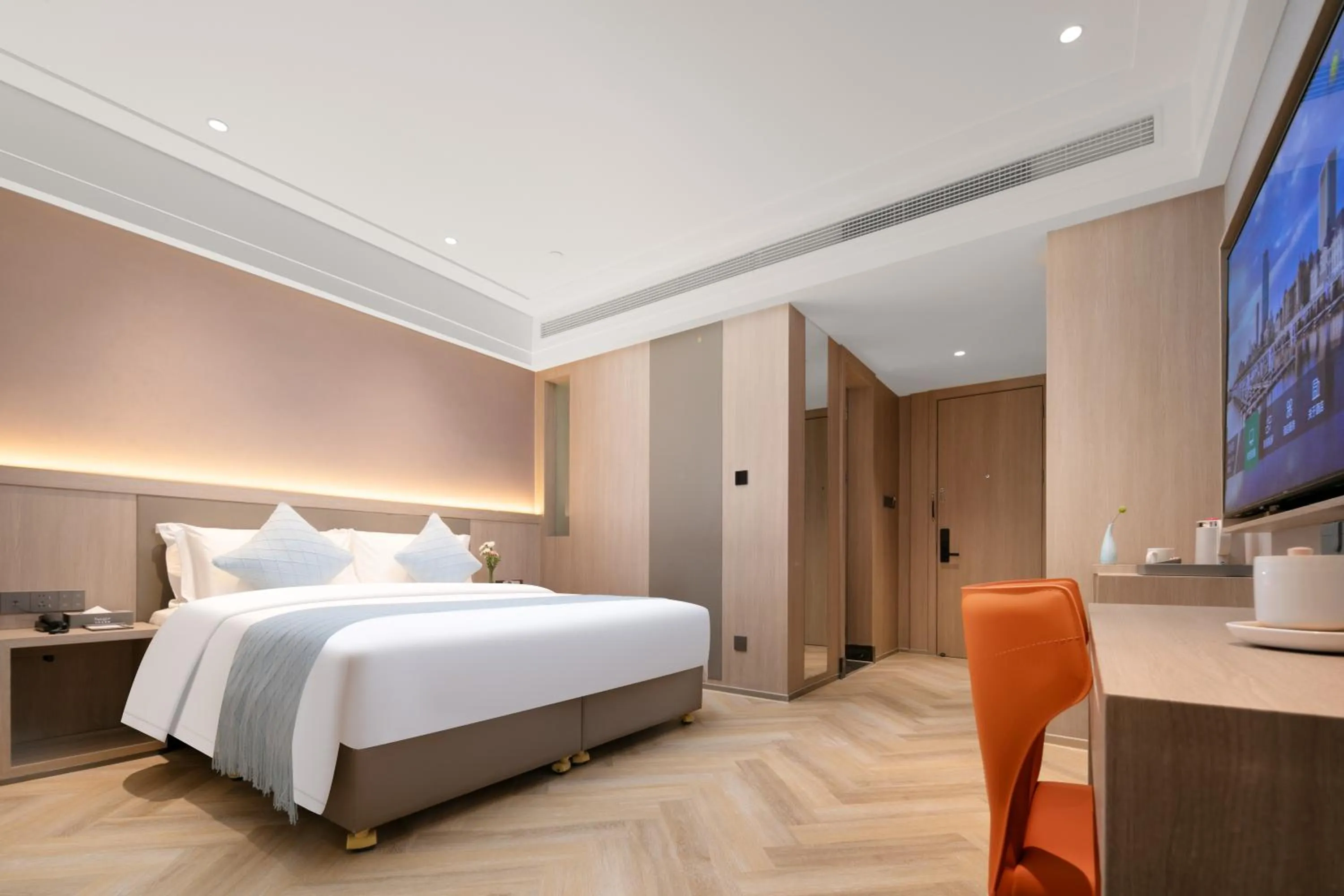 Bed in Ramada by Wyndham Wuhan Wangjiawan