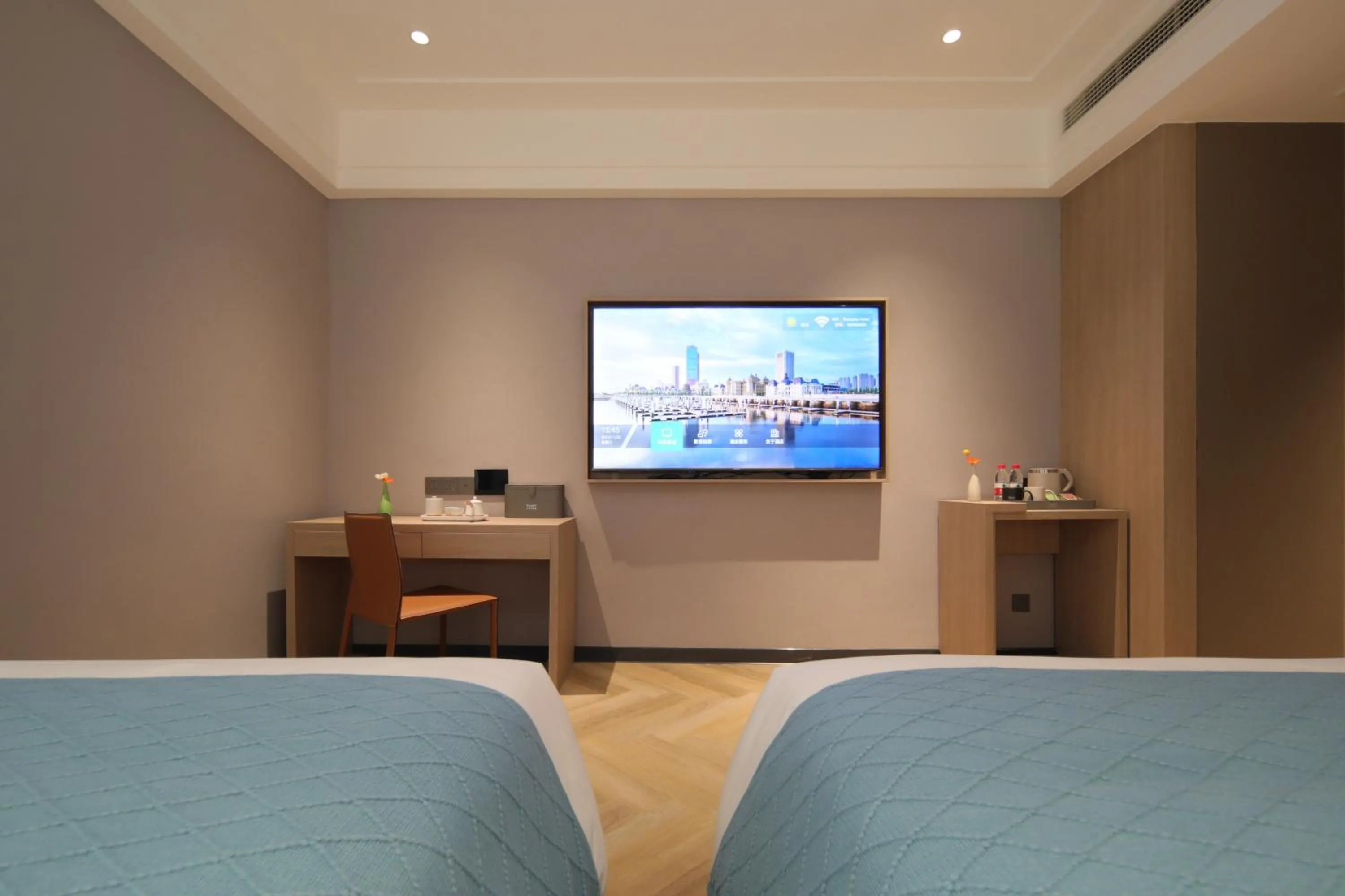 Bed in Ramada by Wyndham Wuhan Wangjiawan