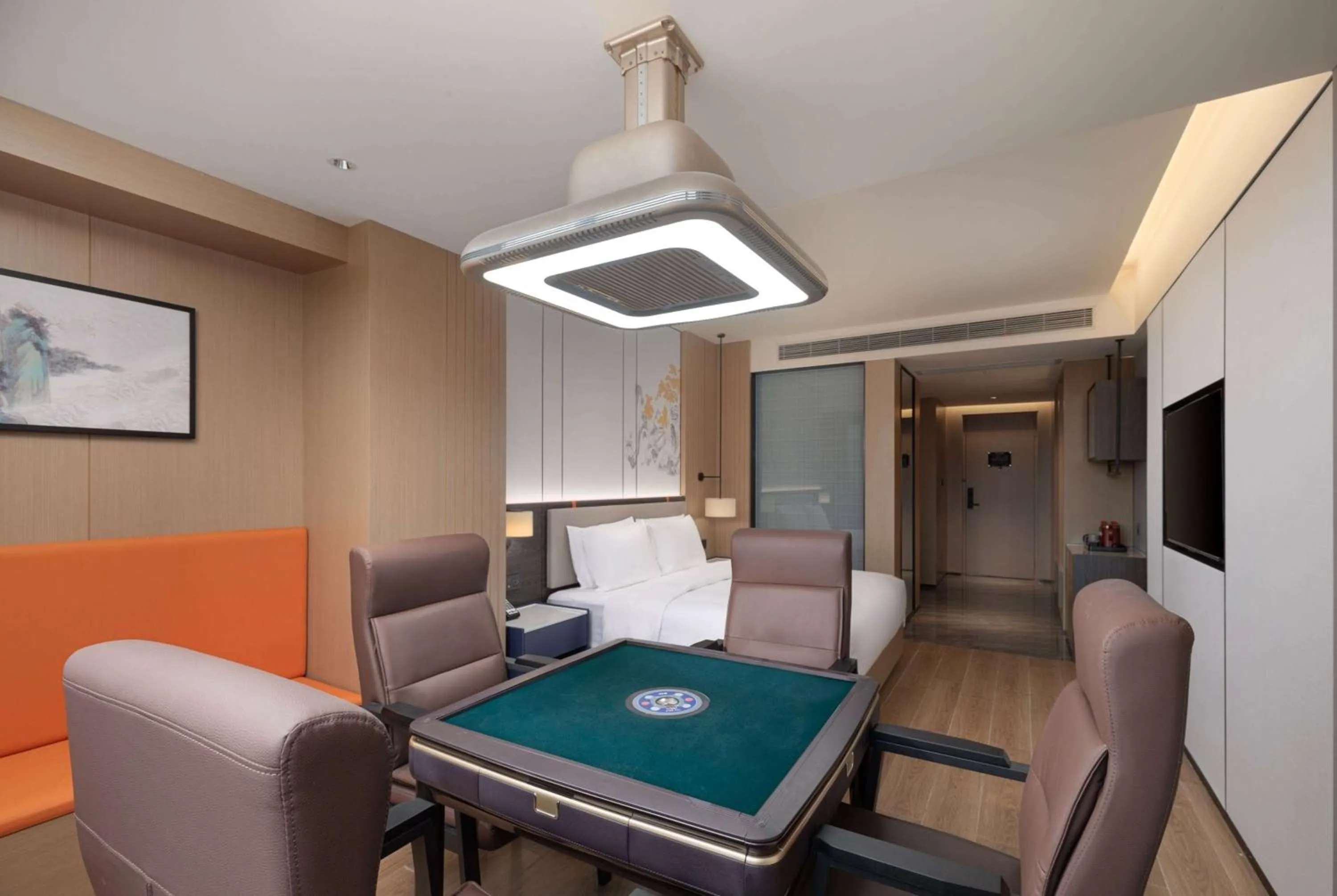 Photo of the whole room in Ramada Encore by Wyndham Dongguan Chang an