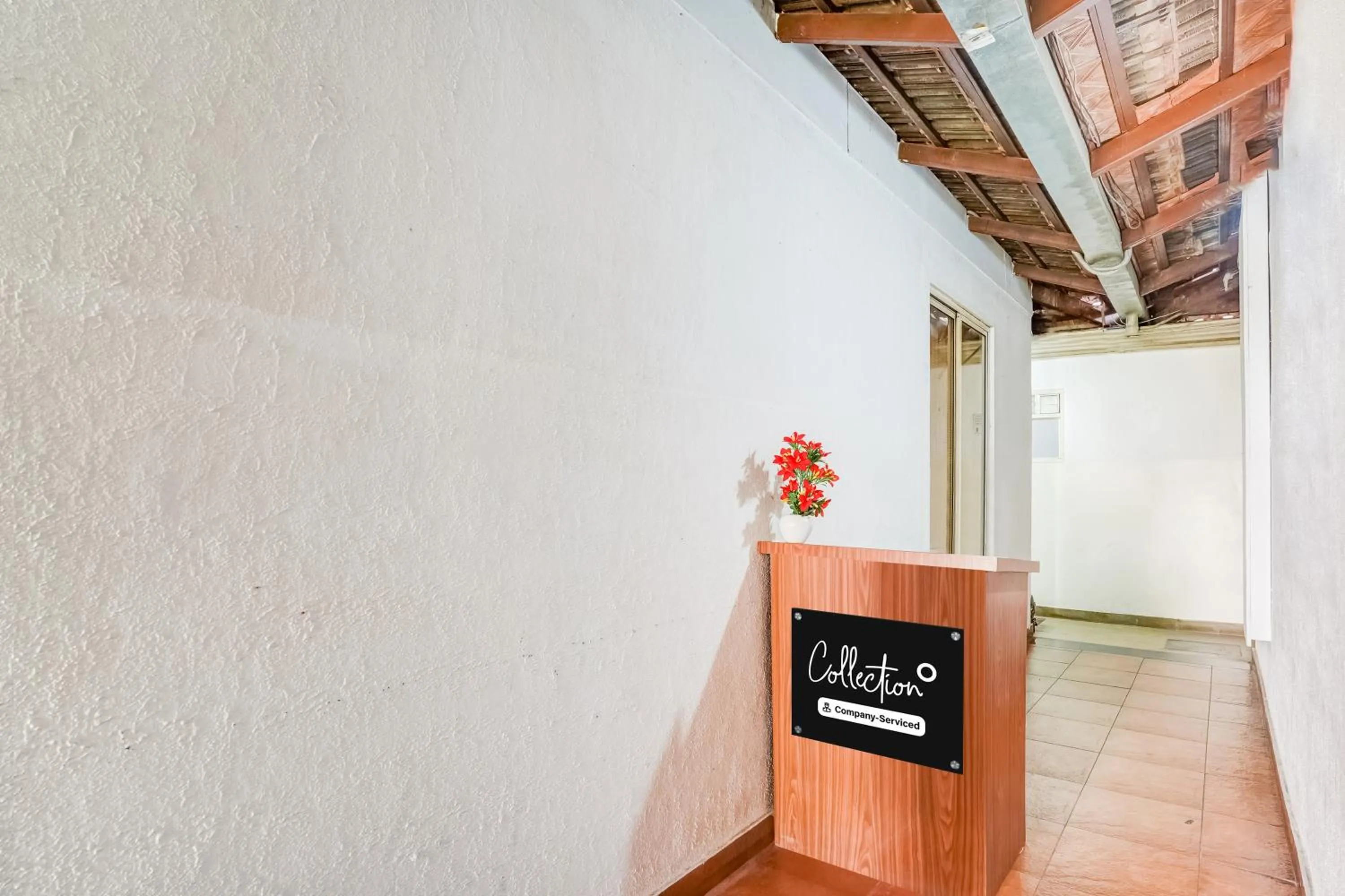 Lobby or reception in Super Collection O Bannergatta Road Near Decathlon