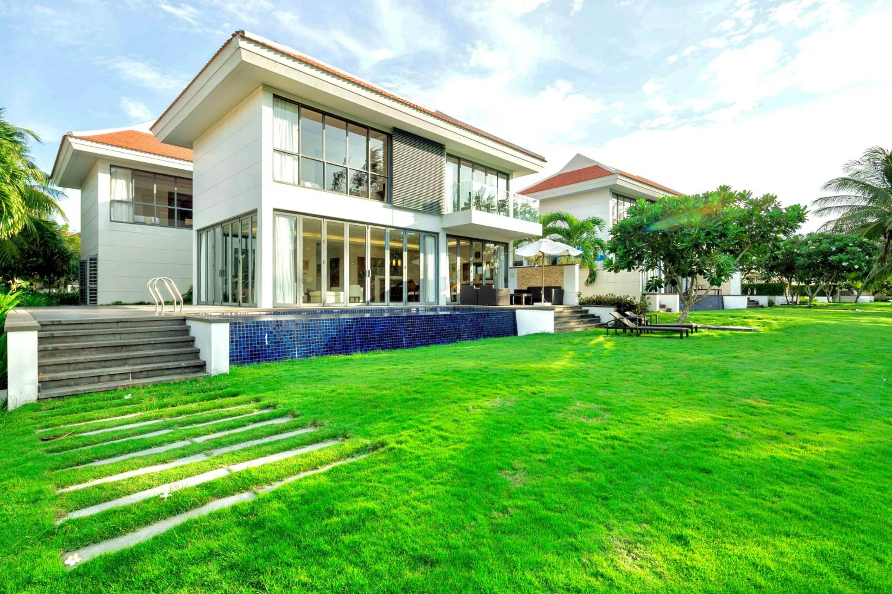 Property building in Ocean Beach Resort Da Nang