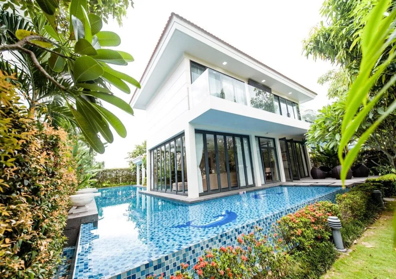 Property building in Ocean Beach Resort Da Nang