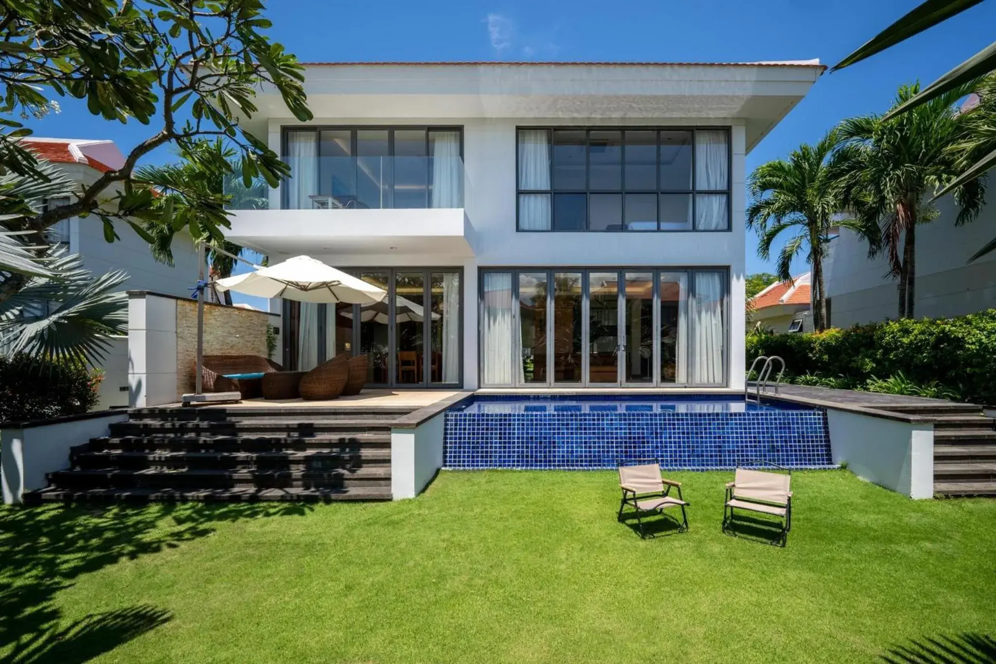 Three-Bedroom Villa in Ocean Beach Resort Da Nang Three-Bedroom Villa in Ocean Beach Resort Da Nang