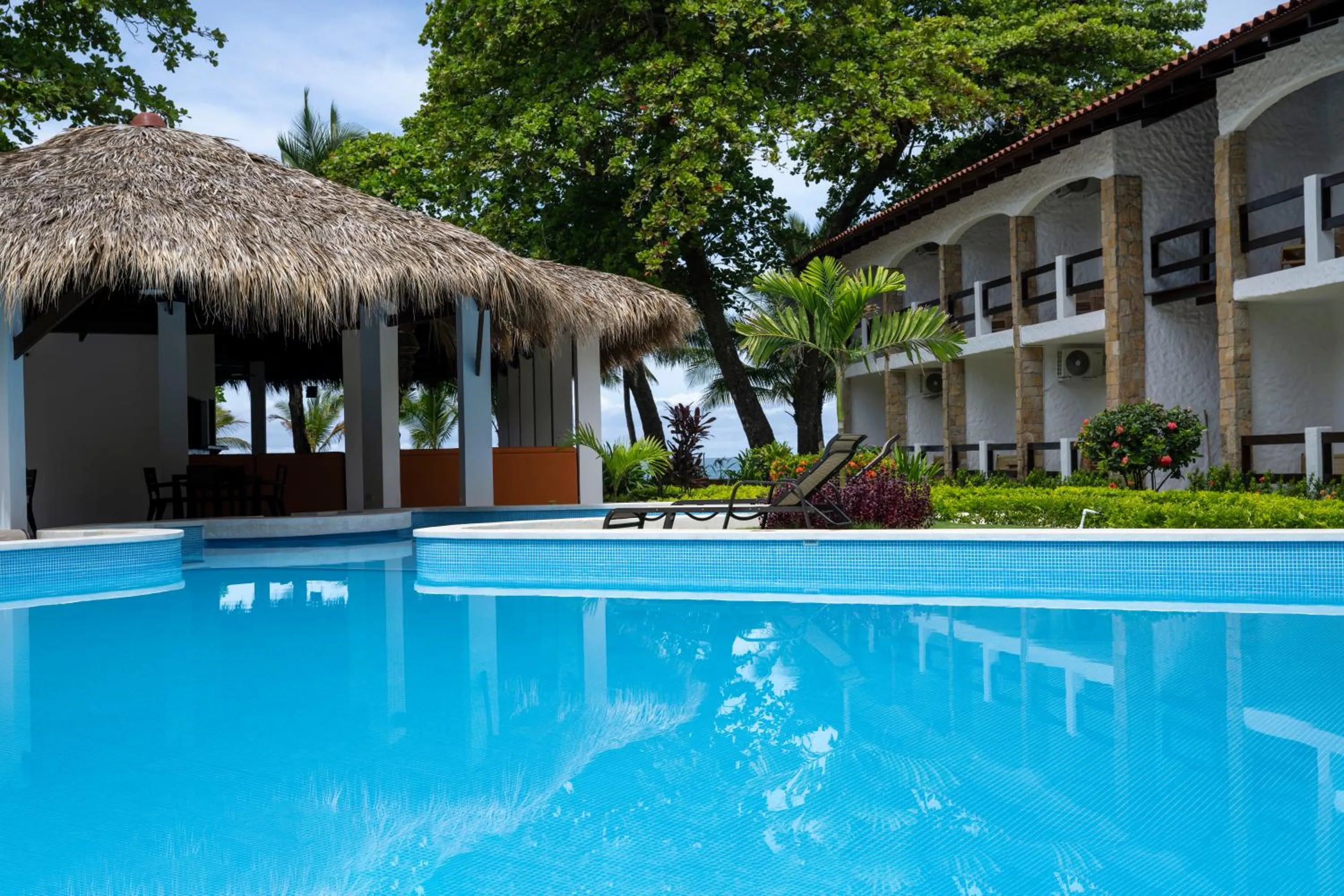 Garden view in Fuego del Sol Beachfront Hotel