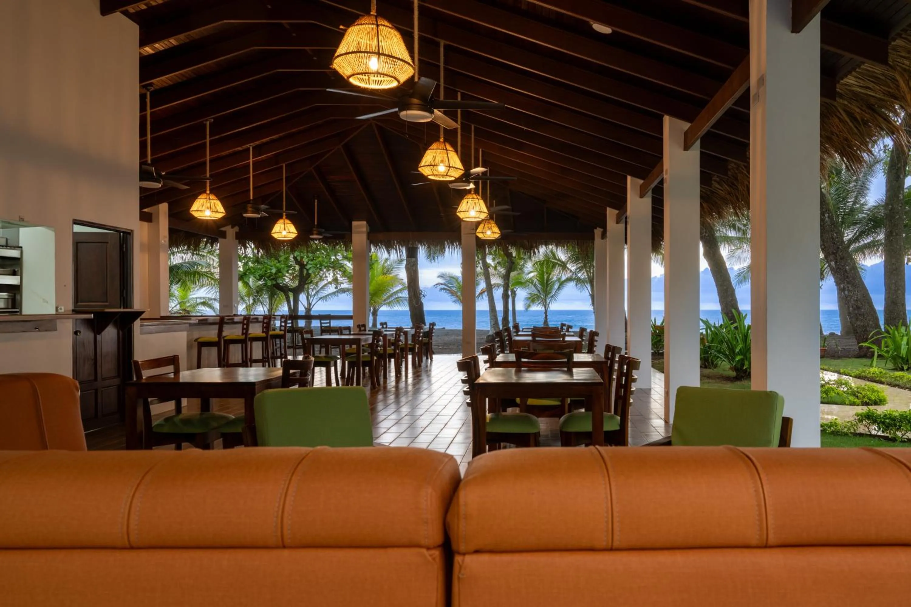 Restaurant/places to eat in Fuego del Sol Beachfront Hotel