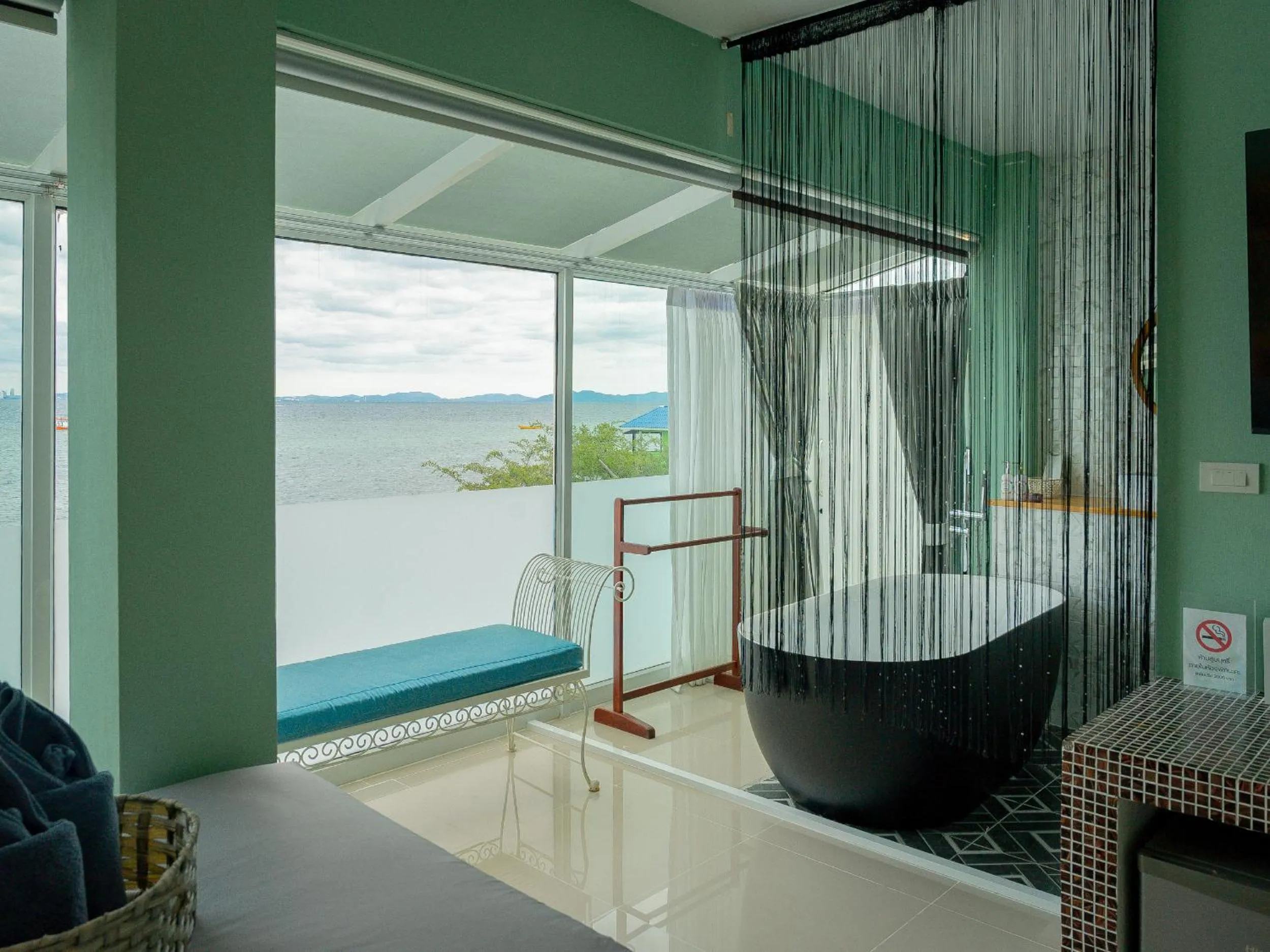 Baan Sailboat Beach Kohlarn