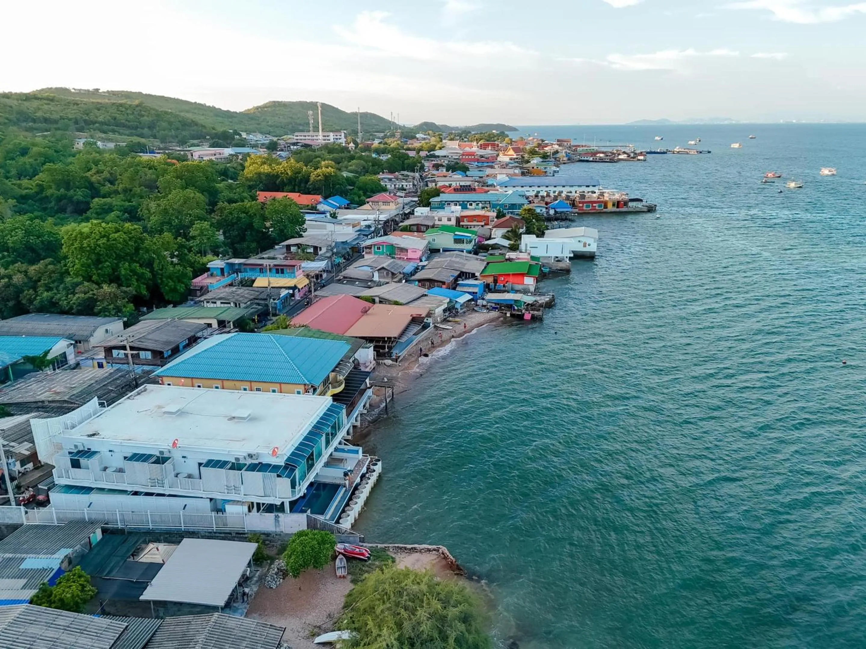 Nearby landmark in Baan Sailboat Beach Kohlarn