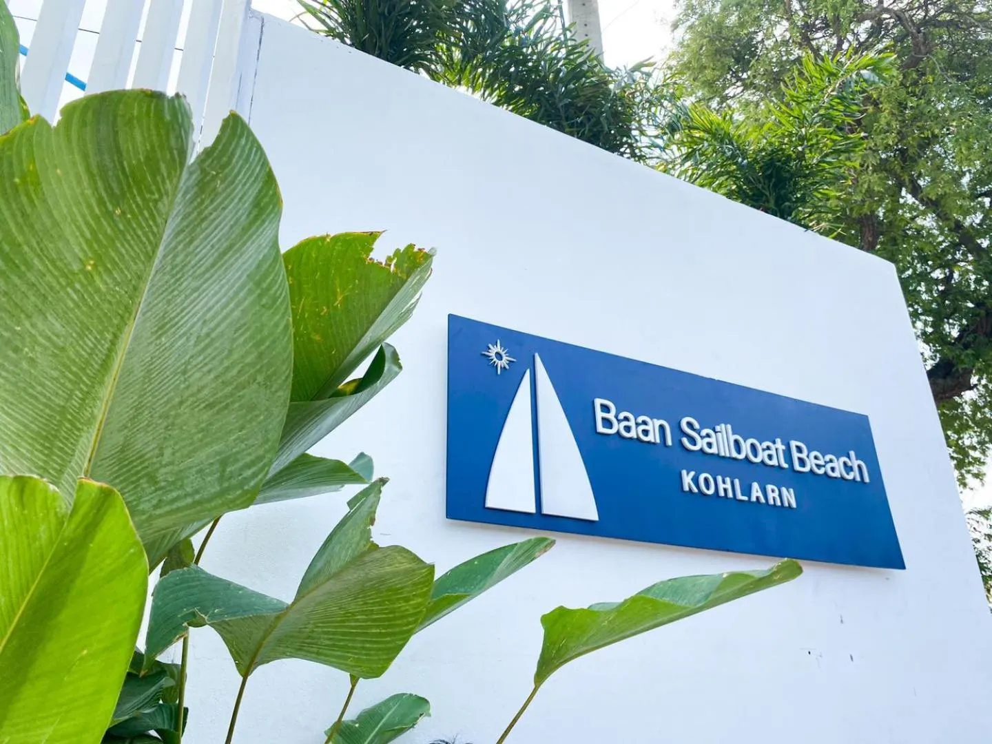 Day in Baan Sailboat Beach Kohlarn