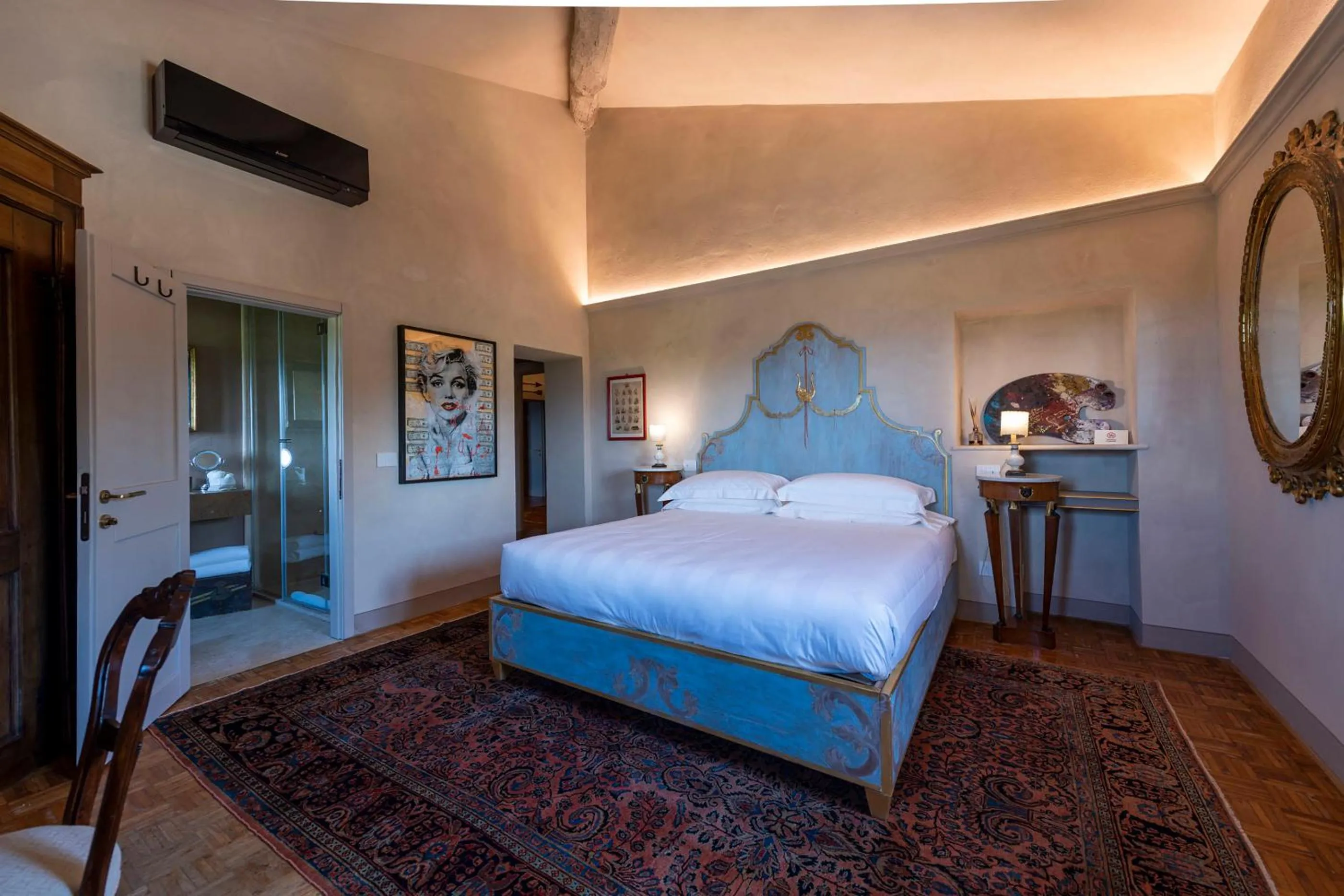 Bedroom, Bed in Villa Le Prata - Residenza del Vescovo - Cantina & Relais