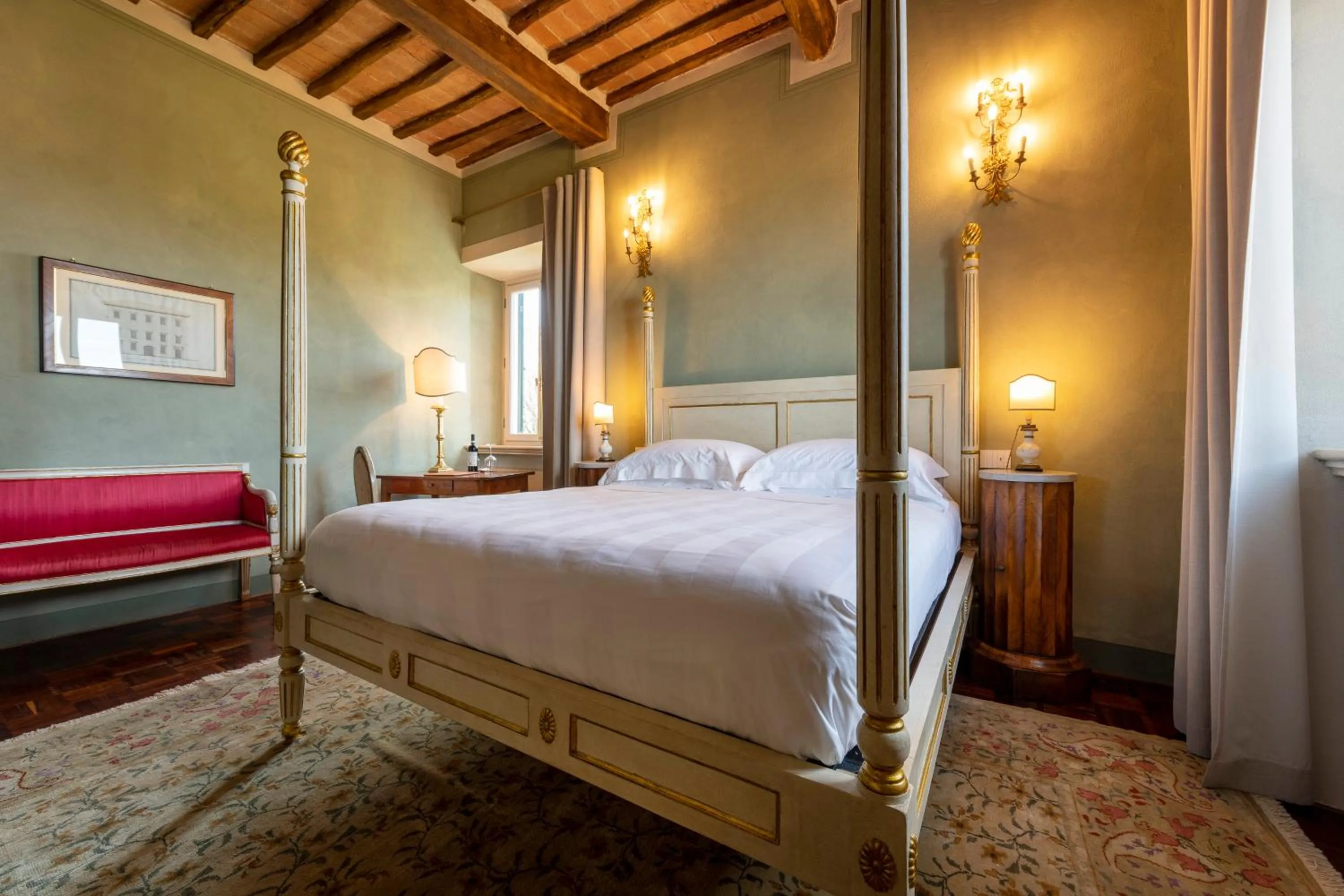 Bedroom, Bed in Villa Le Prata - Residenza del Vescovo - Cantina & Relais