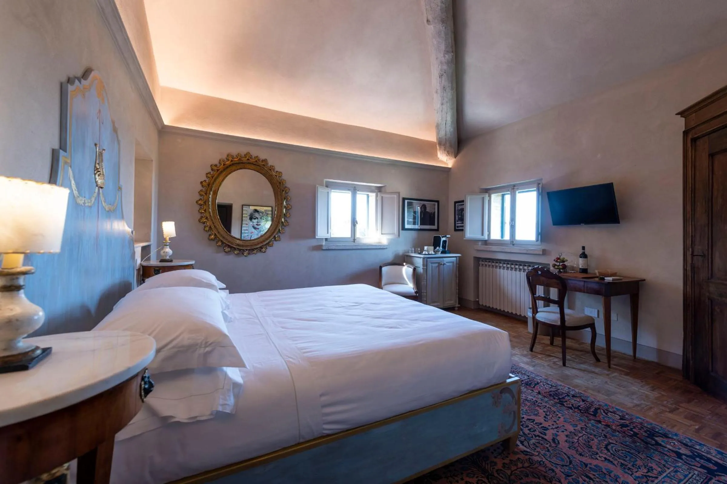 TV and multimedia, Bed in Villa Le Prata - Residenza del Vescovo - Cantina & Relais